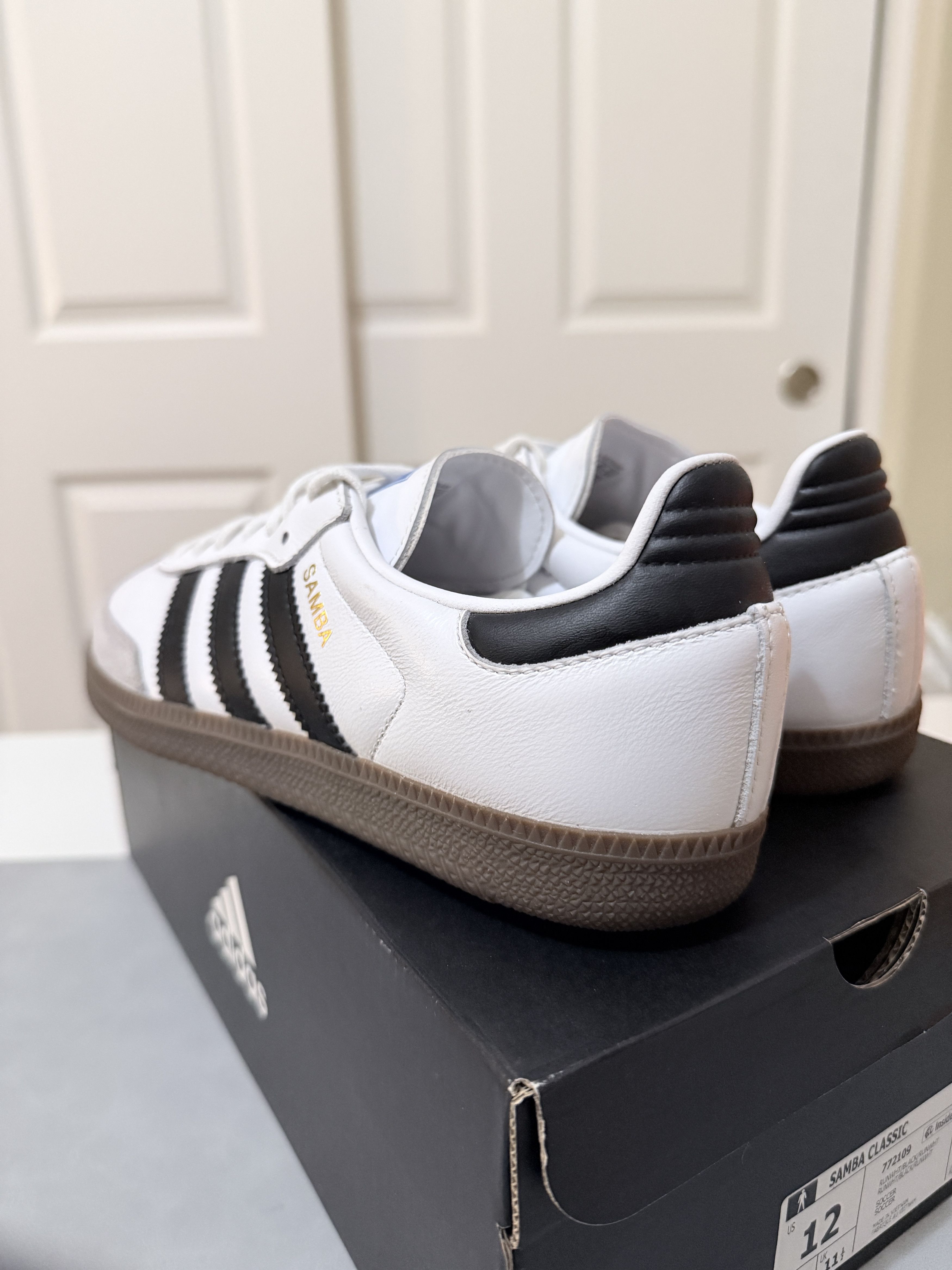 Adidas adidas Sambas M7/W8 - New Size US 7 / EU 40 - 8 Thumbnail