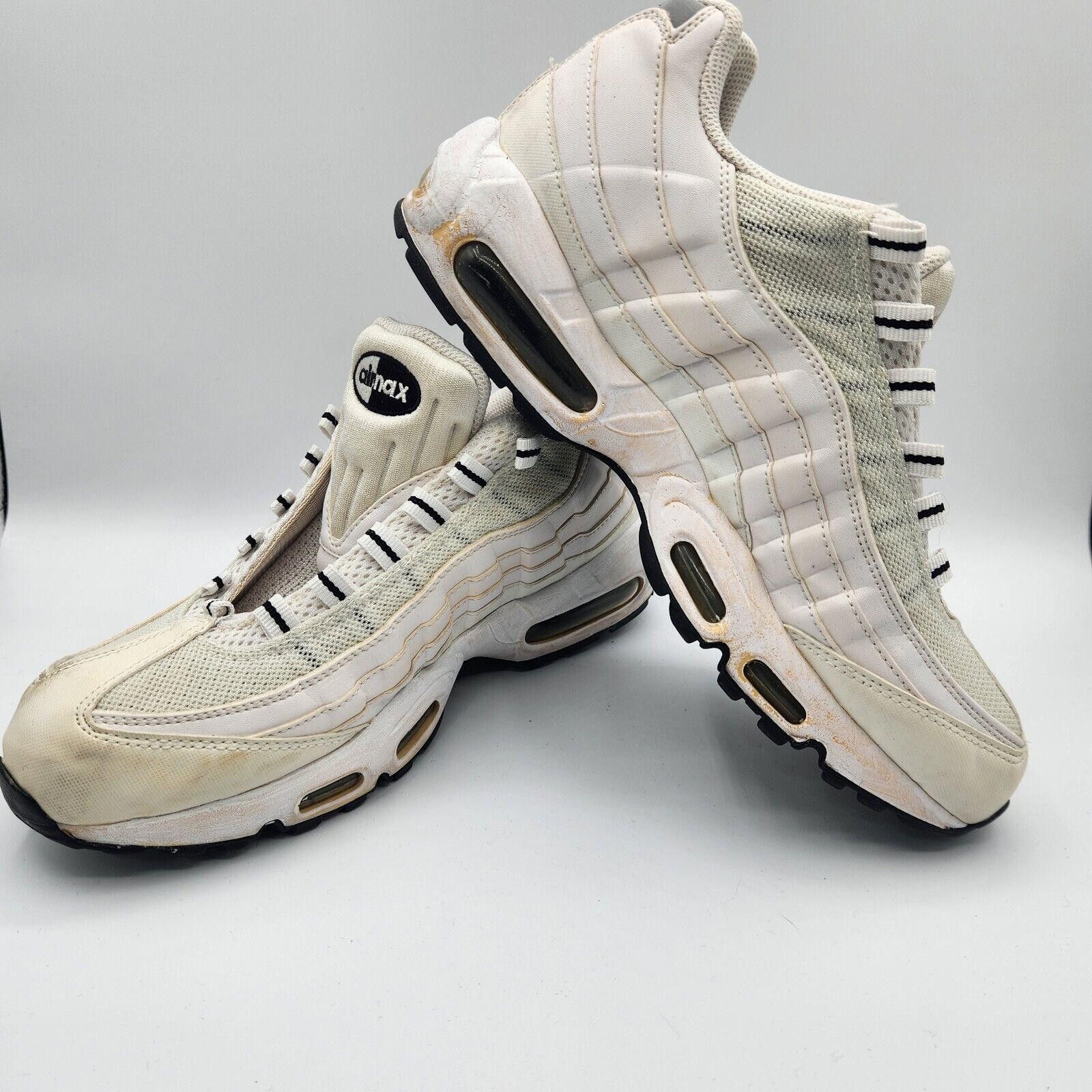 Nike Nike Air Max 95 ‘Triple White' 609048-109 sz 10 2016 Size US 10 / EU 43 - 1 Thumbnail