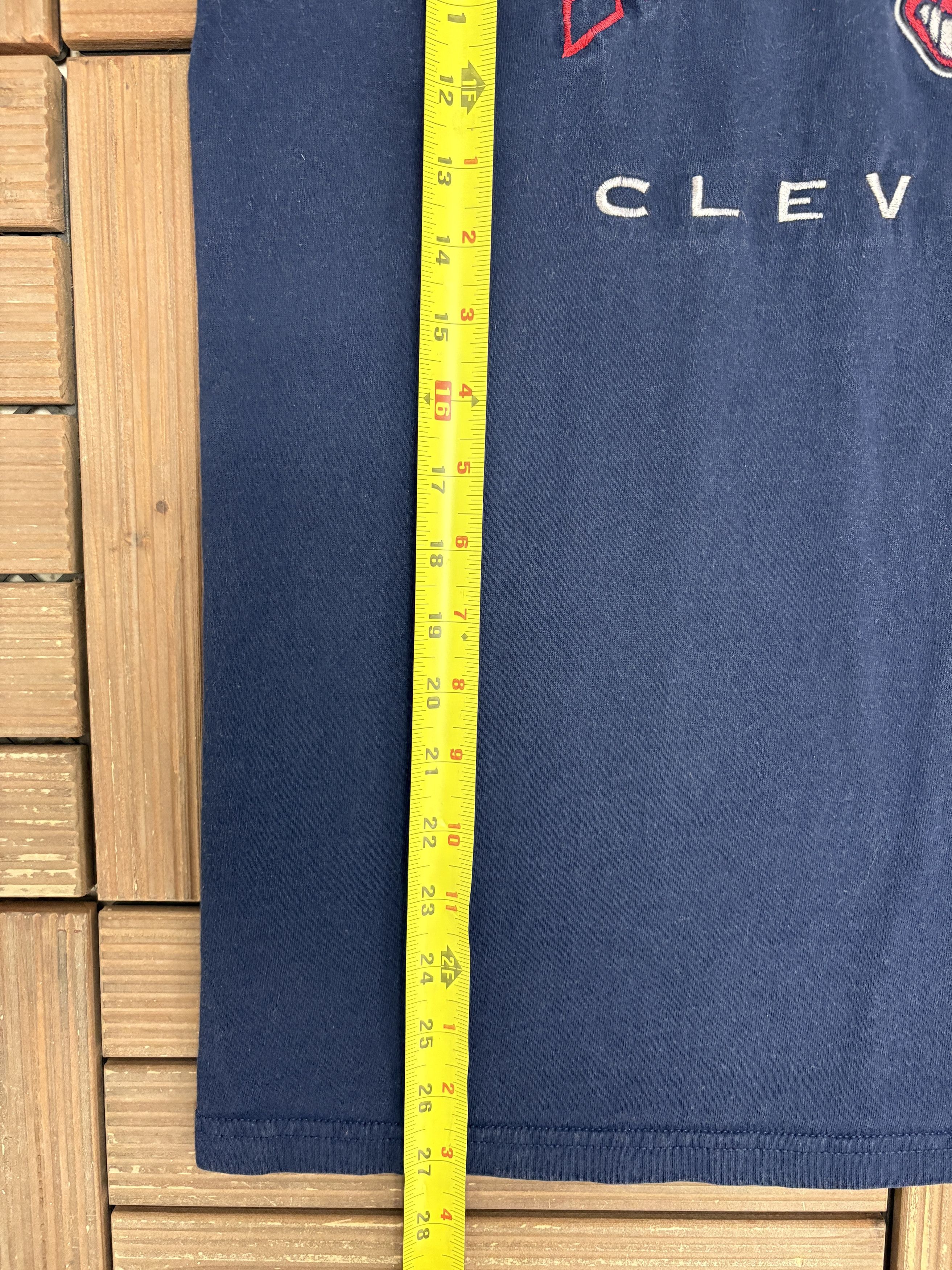 Vintage Cleveland Indians Embroidered Vintage Blue T-Shirt Tee Size US L / EU 52-54 / 3 - 6 Thumbnail