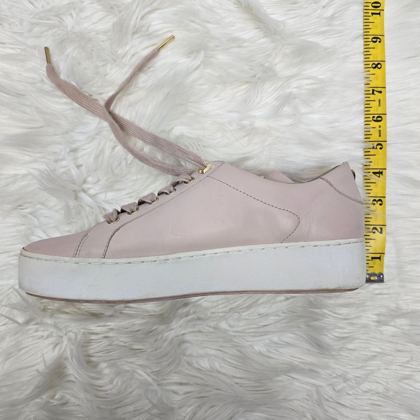 Michael Kors MICHAEL KORS Mindy Leather Sneakers Applicated Hearts 9 M Size US 9 / IT 39 - 8 Thumbnail