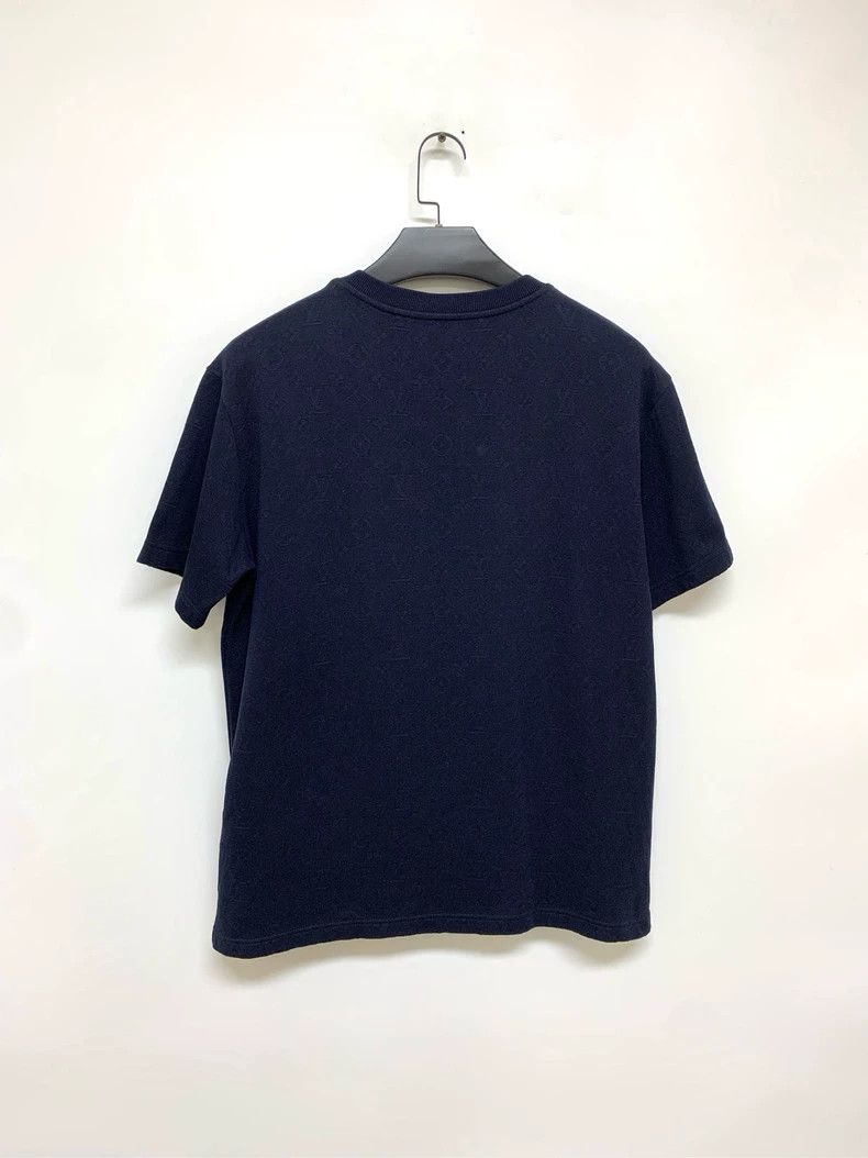 Louis Vuitton Louis Vuitton dark blue stripes and full print short sleev Size US M / EU 48-50 / 2 - 7 Thumbnail