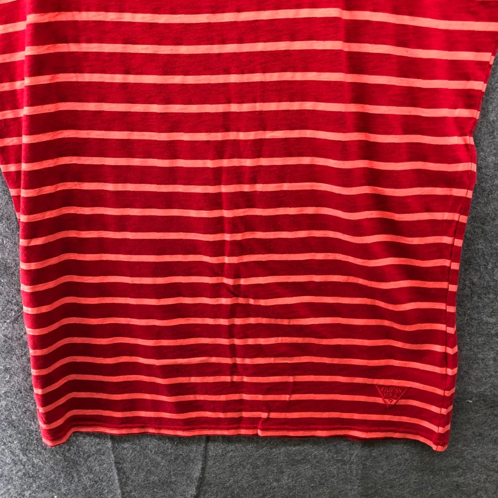 Guess VINTAGE GUESS Tank Top Mens XL Red Pink Striped Cotton Sleeveless Crew Neck Embroidered Logo Summer Size US XL / EU 56 / 4 - 4 Thumbnail