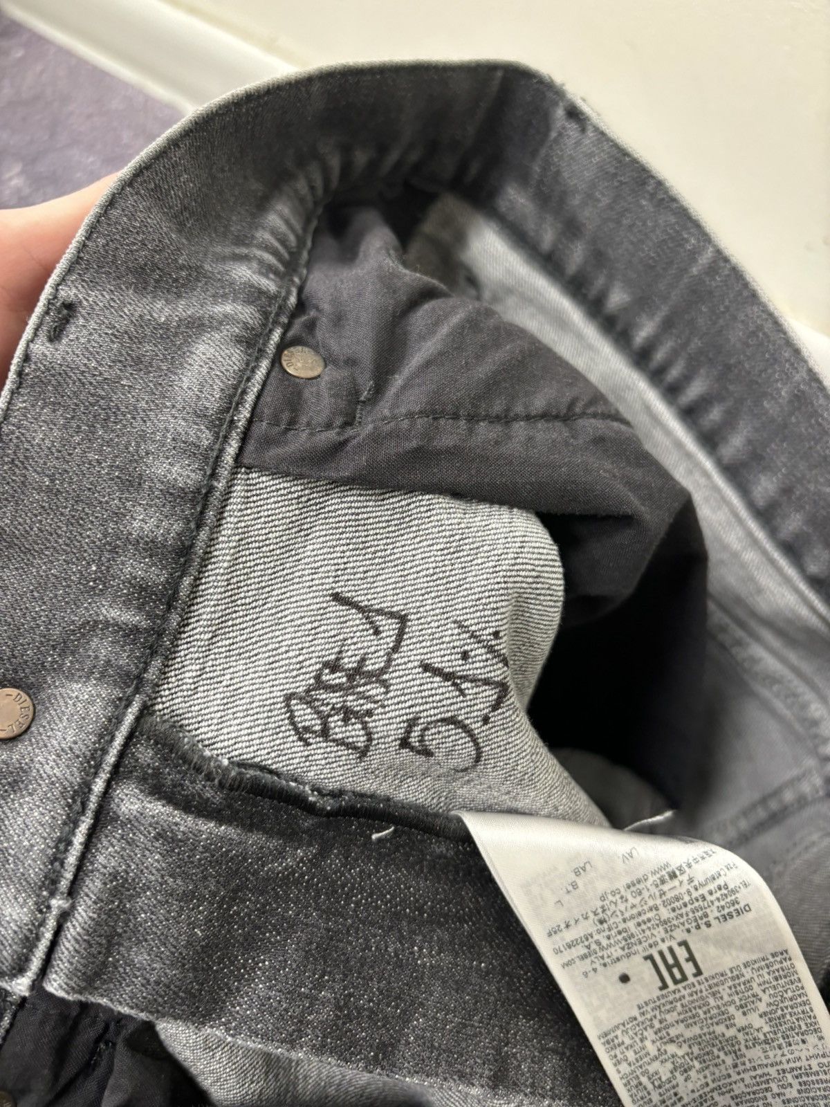 Diesel Diesel Prototype NWT Men’s Gray Skinny Tapered Denim Jeans Size US 32 / EU 48 - 12 Thumbnail