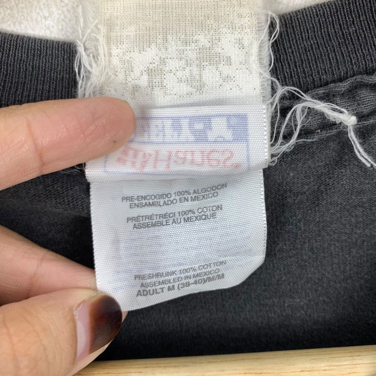 Medicom Toy Vintage Y2K MEDICOM TOY 2001 Bearbrick Hanes Usa Tshirt Size US M / EU 48-50 / 2 - 7 Thumbnail