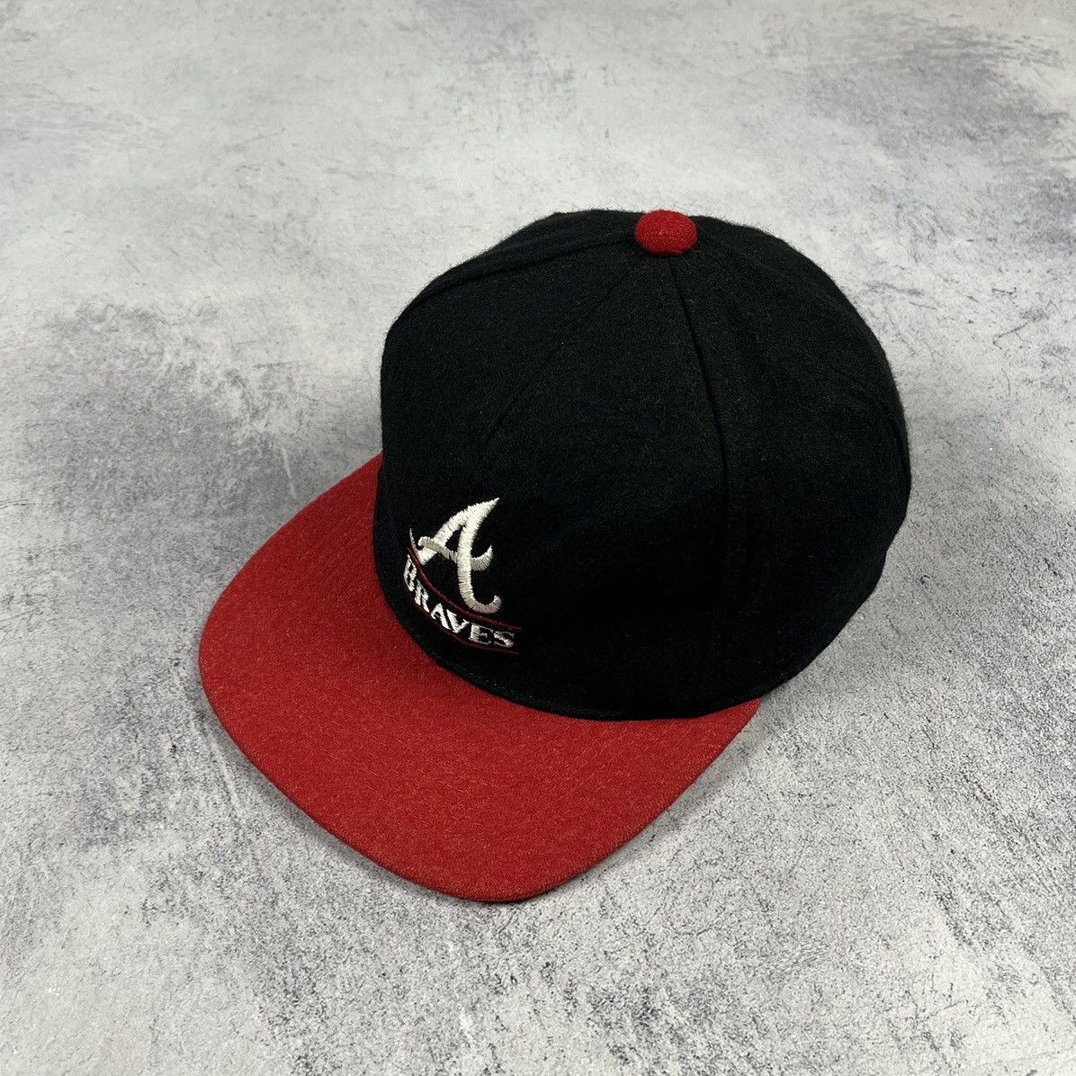 MLB Vintage Atlanta Braves wool rare MLB cap 90’s Size ONE SIZE - 1 Thumbnail