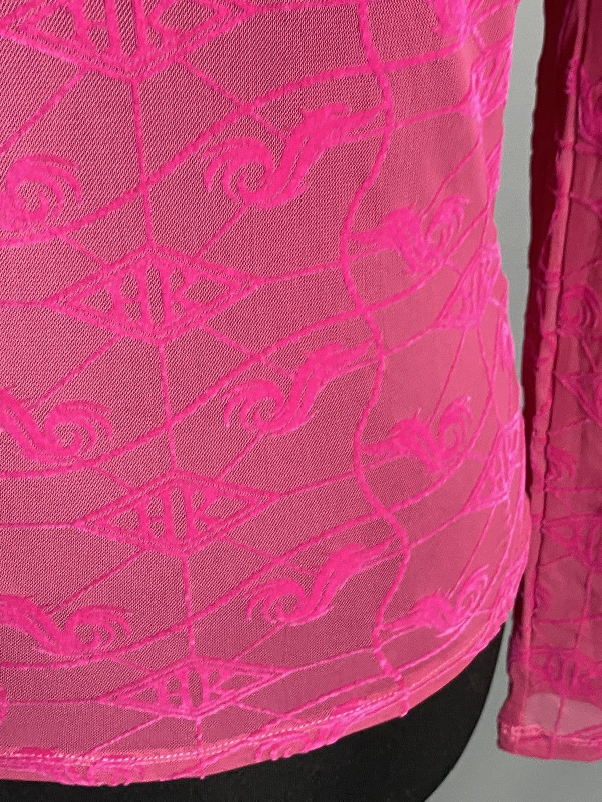 Han Kjobenhavn Han Kjobenhavn Pink Sheer Mesh Monogram Long Sleeve Top 36 Size XS / US 0-2 / IT 36-38 - 9 Thumbnail