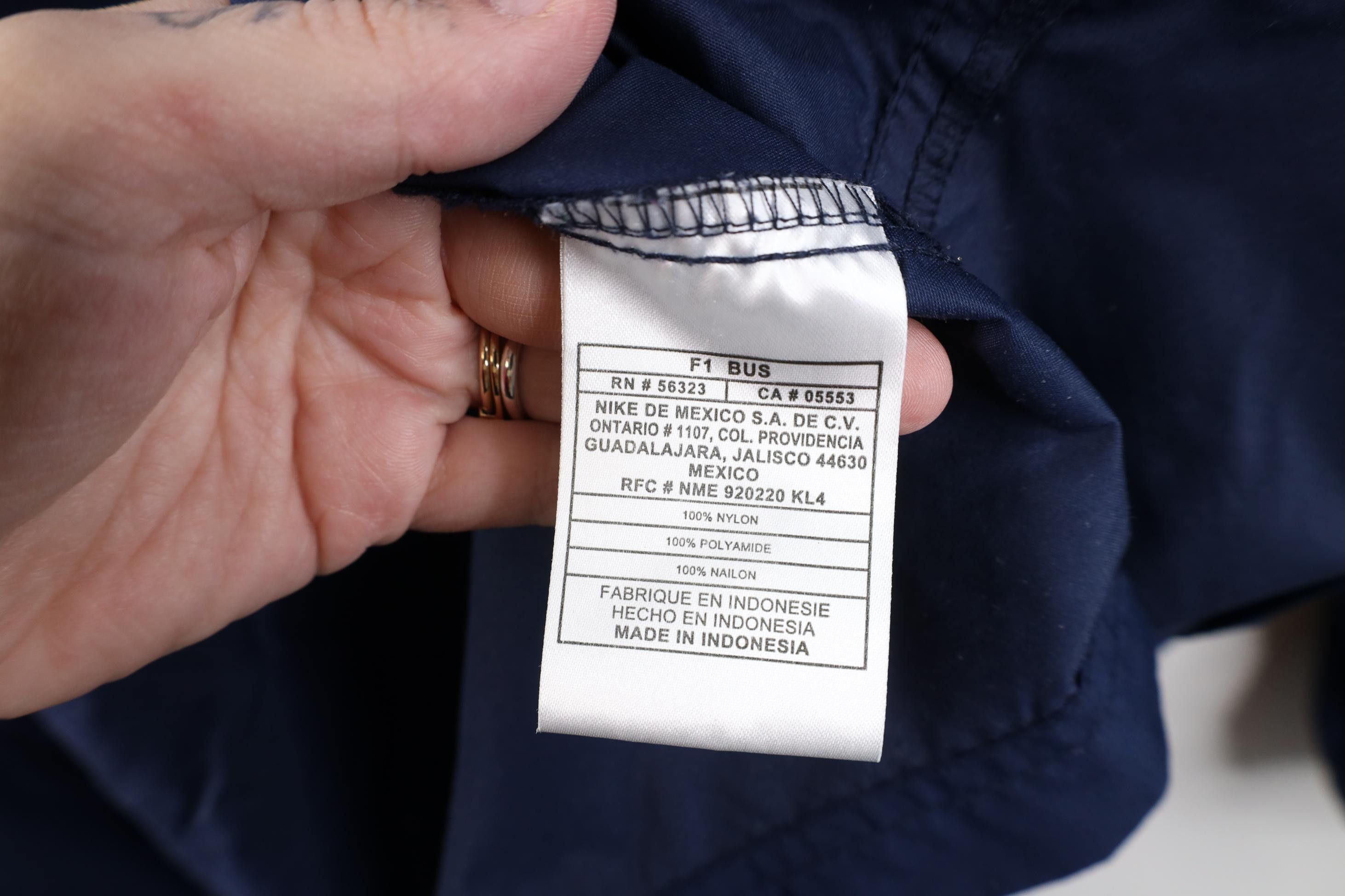 Nike Vintage Y2K Nike Mini Swoosh Full Zip Windbreaker Jacket Size US XL / EU 56 / 4 - 13 Thumbnail