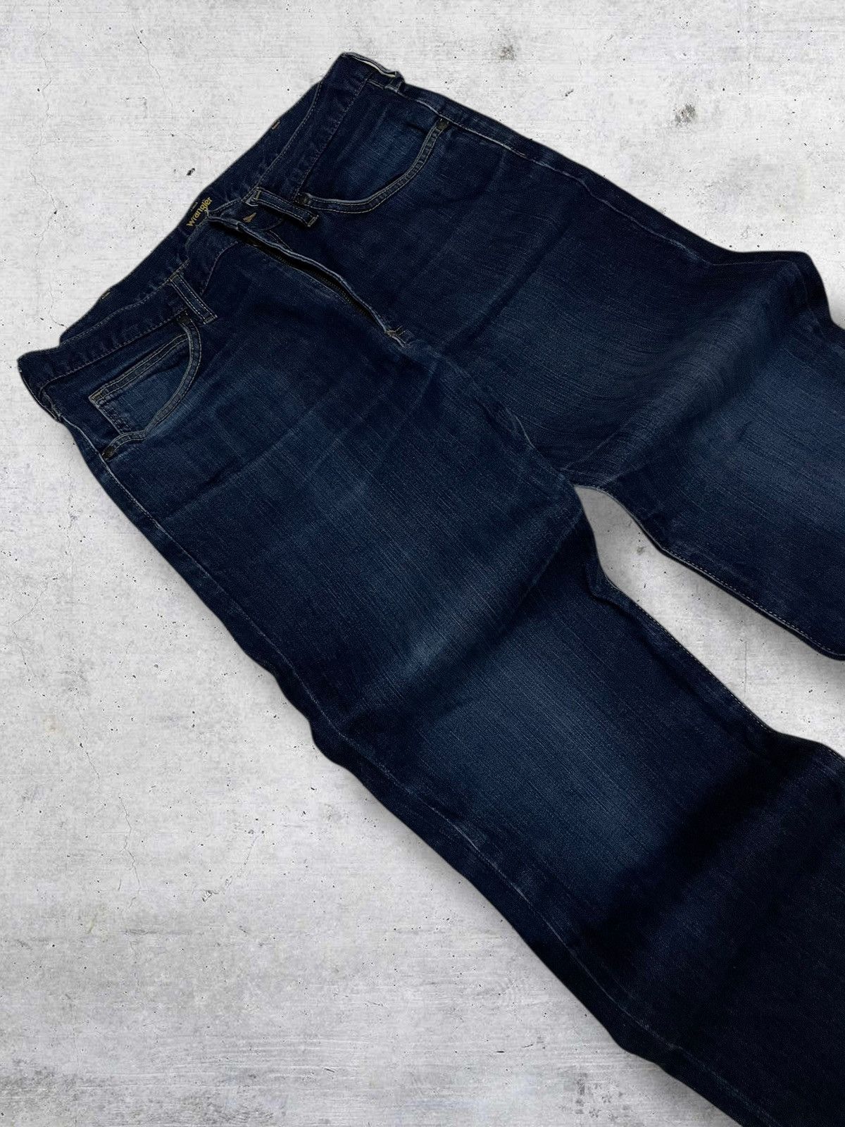 Wrangler VINTAGE WRANGLER USA DESIGNER 90S INDIGO REGULAR DENIM STYLE Size US 32 / EU 48 - 7 Thumbnail
