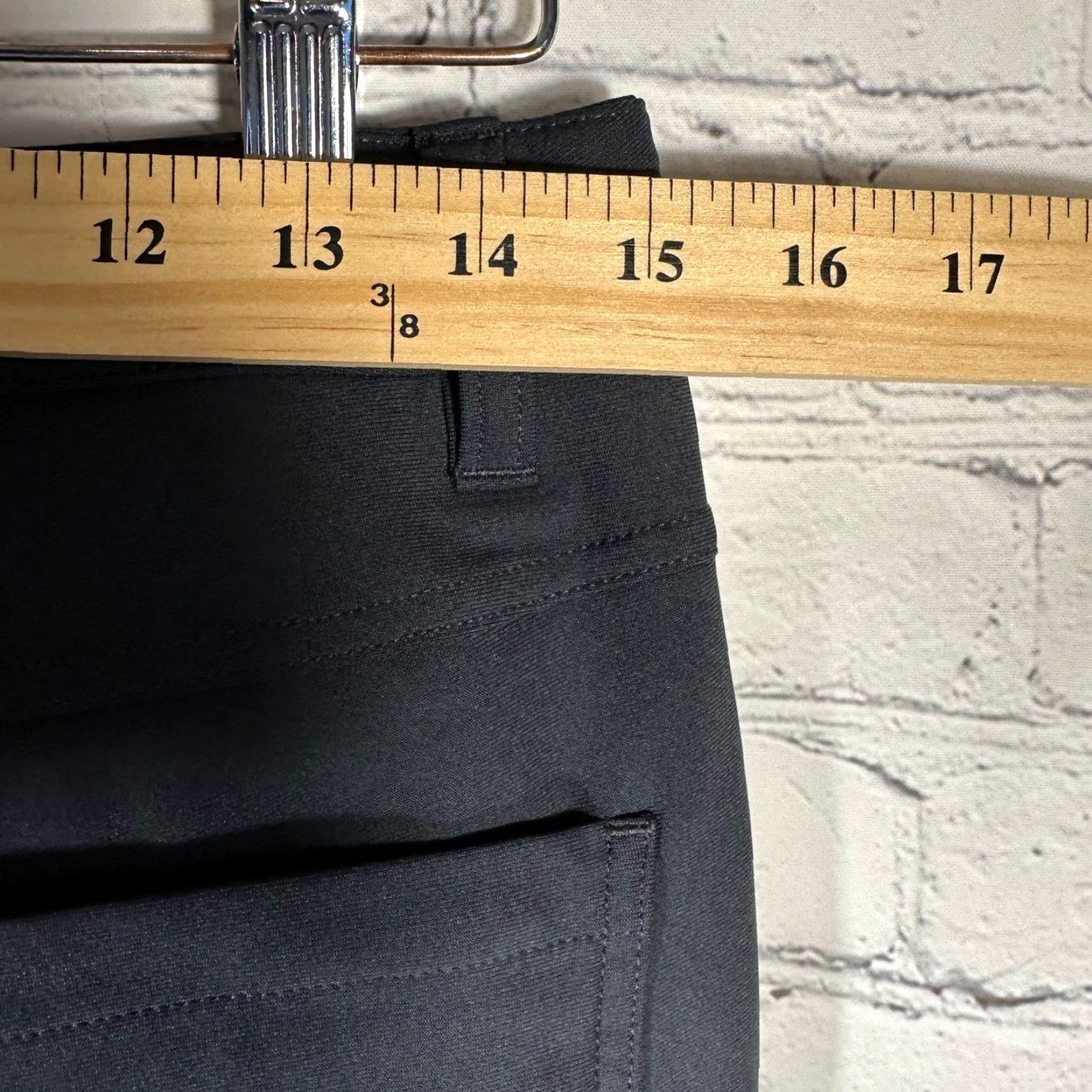 Lululemon Lululemon Commission Pant Slim Mens 29 Gray Chino 5-Pocket Technical Trousers Slim Fit Warm Weather Ready Size US 29 - 4 Thumbnail