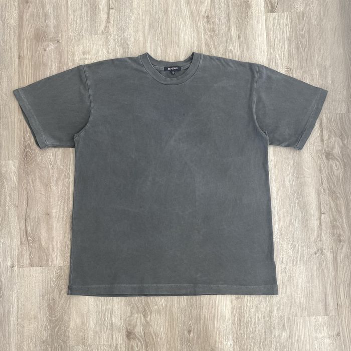 Yeezy store season tee