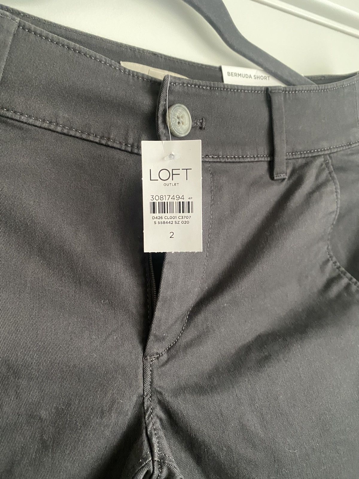 Loft Loft Mid Rise NWT Bermuda Shorts Women's 2 Dark Gray Size 26" / US 2 / IT 38 - 3 Thumbnail