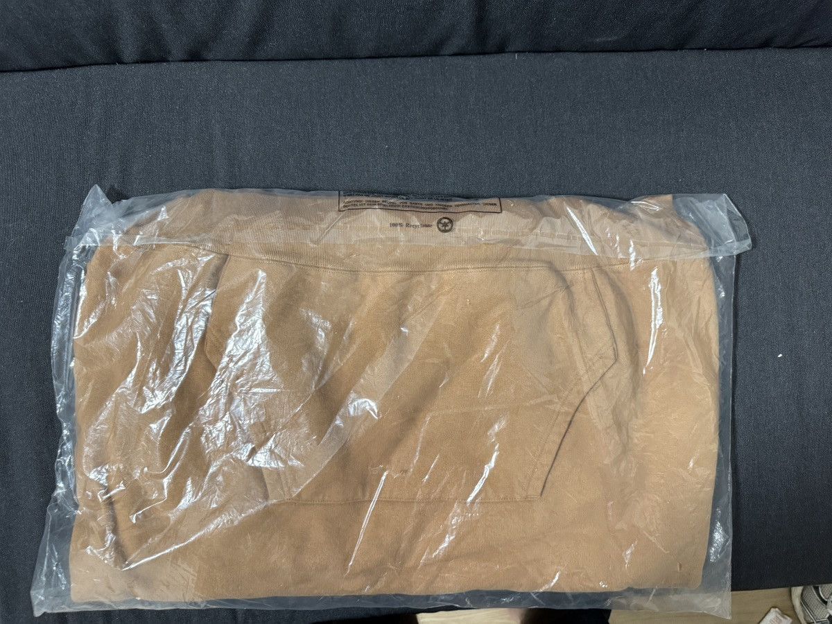 Supreme 🔥Supreme Raised Handstyle Hooded Sweatshirt Dark Taupe Brown Size US XXL / EU 58 / 5 - 2 Thumbnail