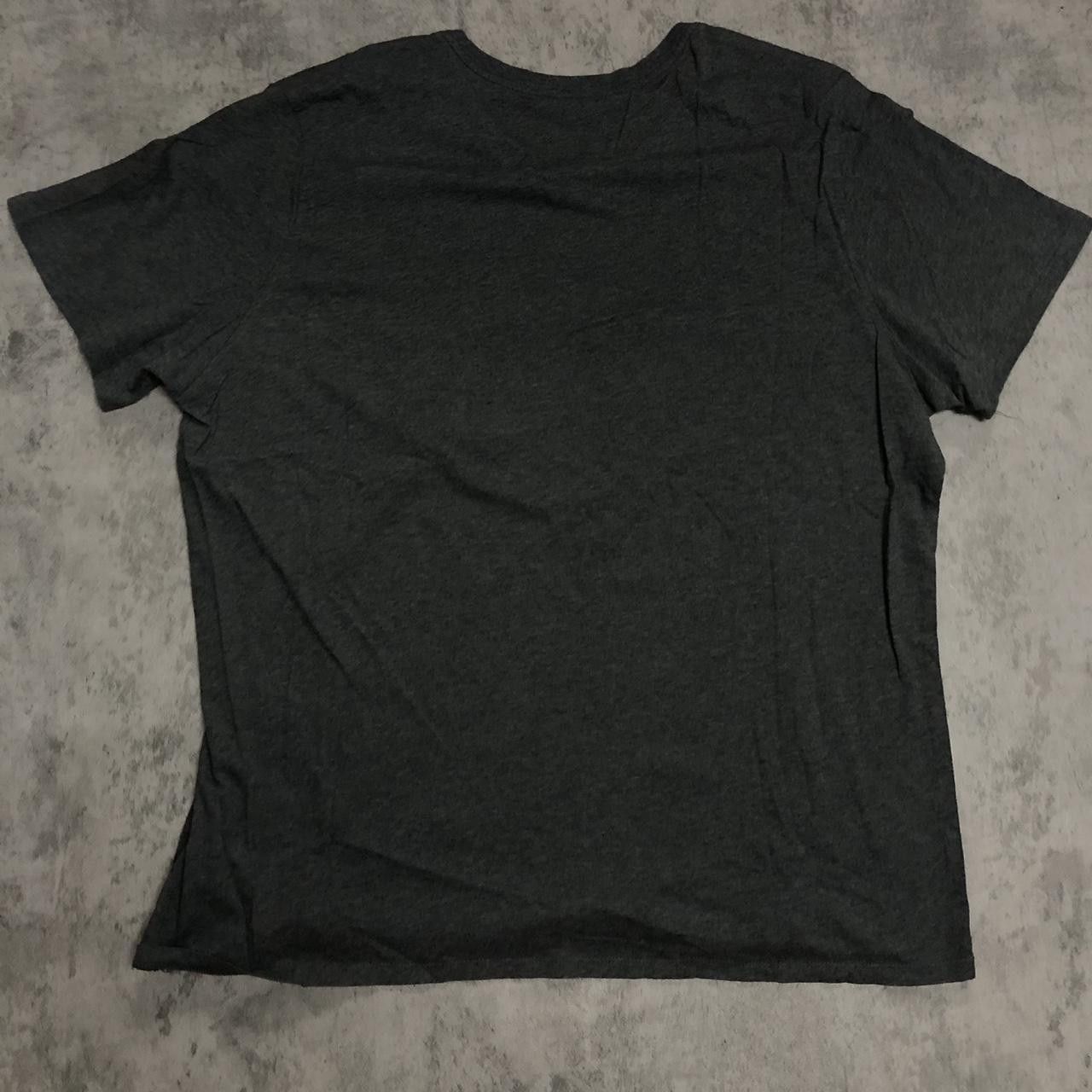 Nike Black Nike tee with red swoosh Size US XL / EU 56 / 4 - 5 Thumbnail