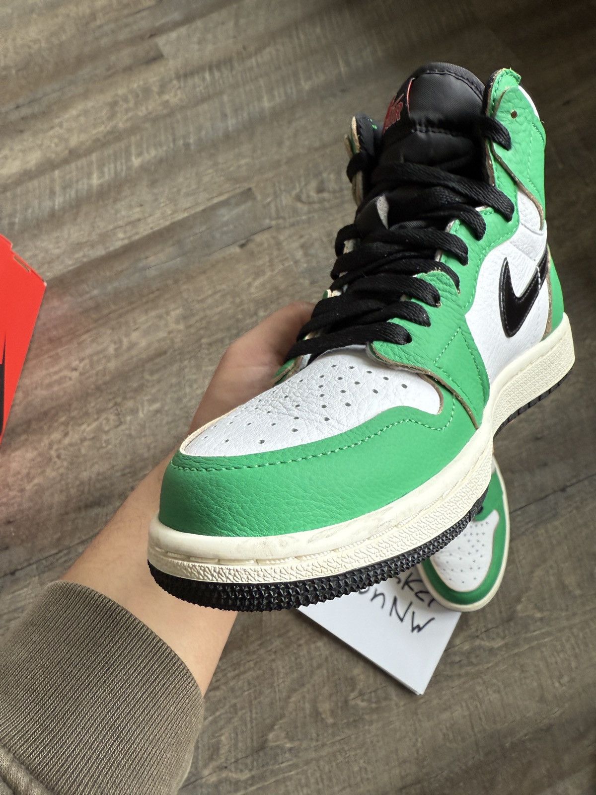 Jordan Brand Jordan 1 High Lucky Green (Women’s) Size US 7.5 / IT 37.5 - 7 Thumbnail