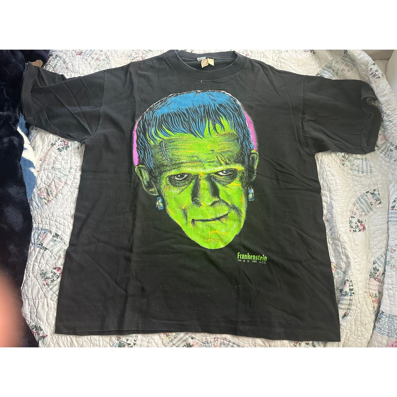 RARE 1991 FRANKENSTEIN TEE HORROR GOTH MONSTERS UNIVERSAL