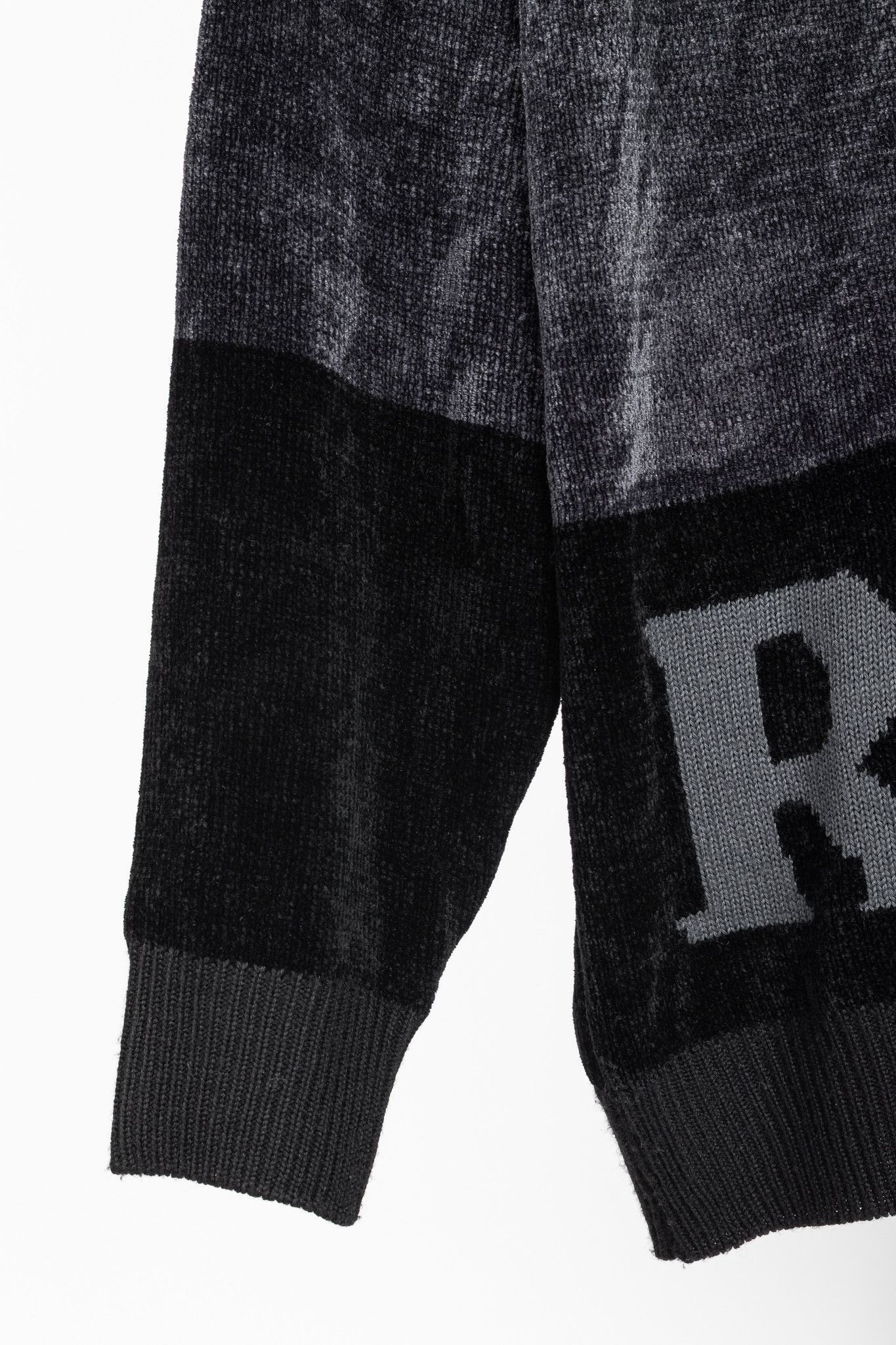Burberry Burberry Vintage Black Chenille Checkered-Logo Sweater Size US XL / EU 56 / 4 - 5 Thumbnail