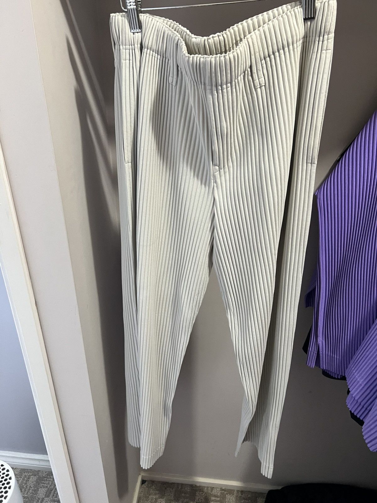 Homme Plisse Issey Miyake Home Plisse Light Grey-white pants Size US 40 / EU 56 - 1 Thumbnail