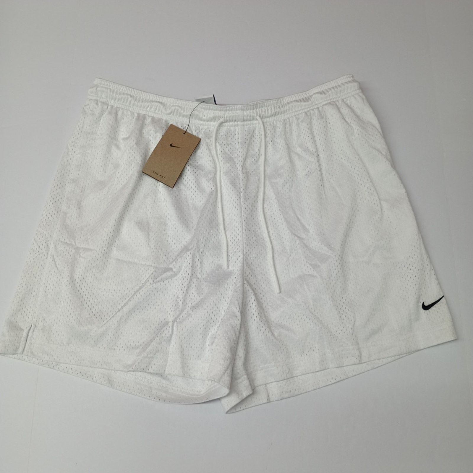 Nike Nike Dri Fit 5" Mesh Basketball Shorts Men Size XL White New Size US 35 - 1 Thumbnail