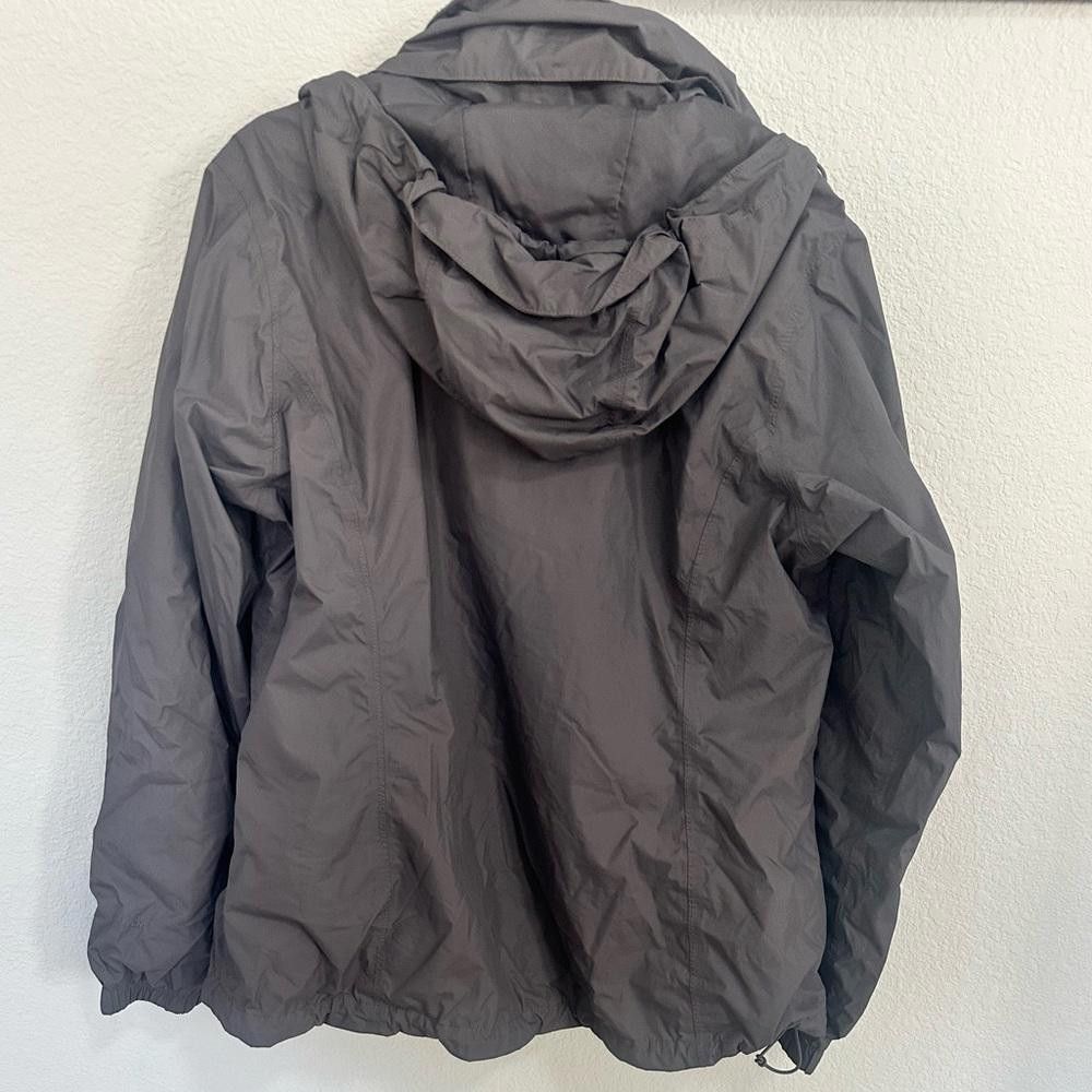 The North Face The North Face Resolve Hooded Rain Jacket Rabbit Grey XL Size XL / US 12-14 / IT 48-50 - 6 Thumbnail