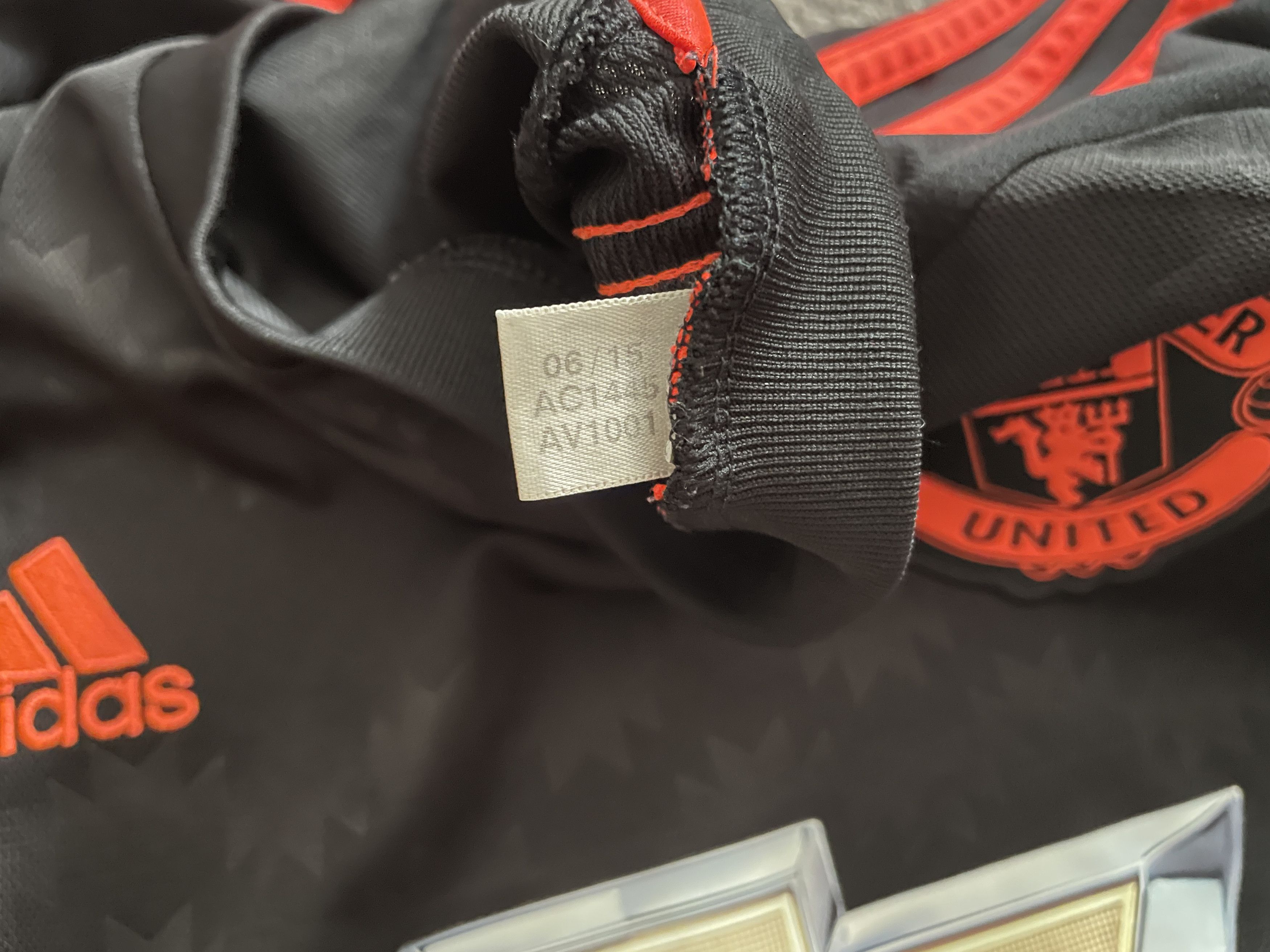 Adidas Manchester United Third Shirt 2015 2016 Soccer Jersey Size US S / EU 44-46 / 1 - 4 Thumbnail
