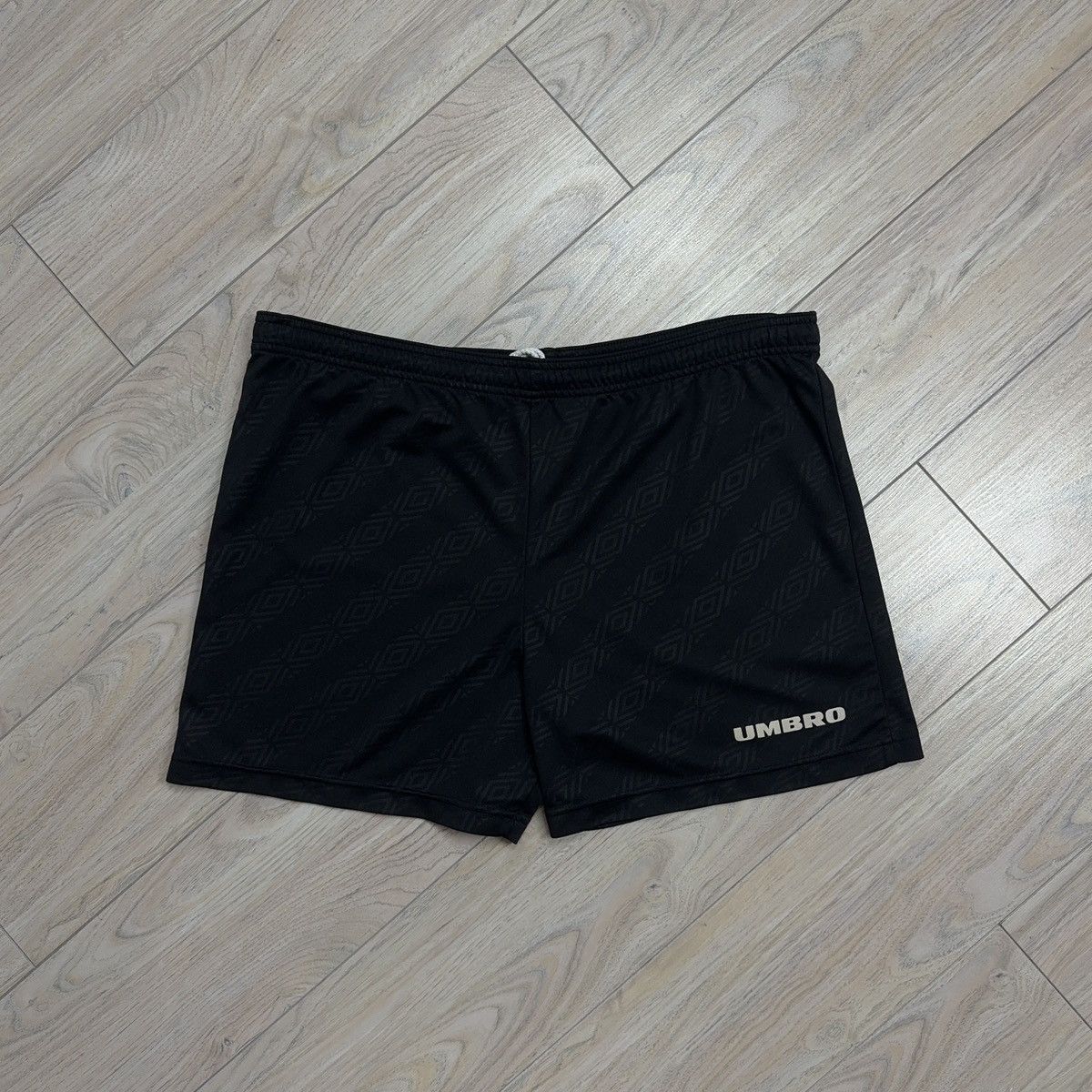 Umbro Vintage Y2K Umbro Monogram Logo Running Shorts Size US 37 - 2 Thumbnail