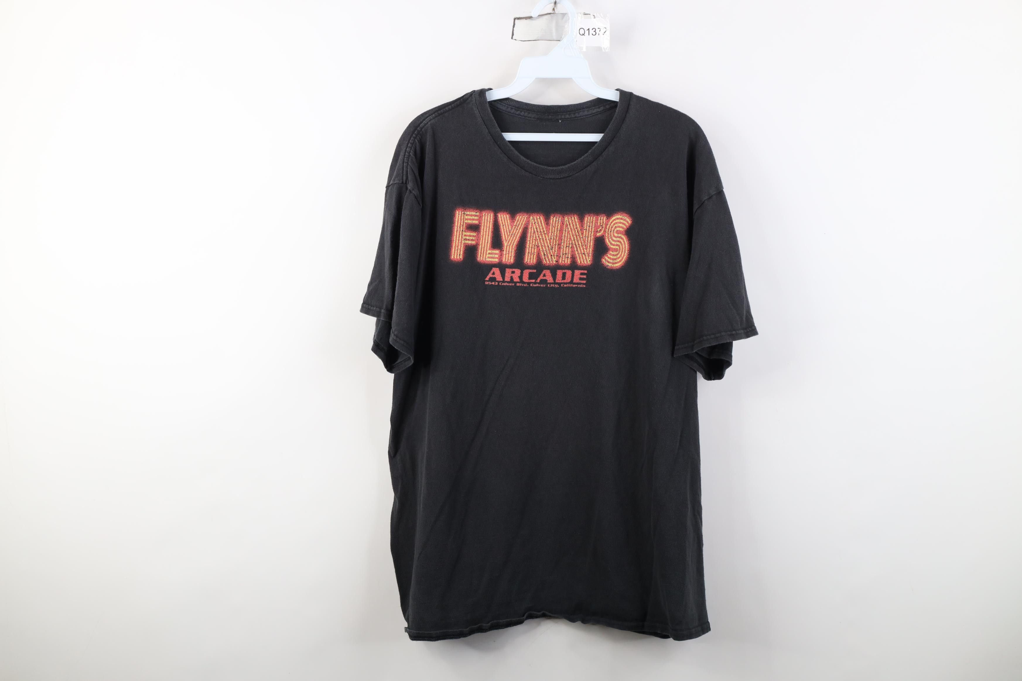 Vintage Vintage Streetwear Spell Out Flynns Arcade T-Shirt Black Size US L / EU 52-54 / 3 - 1 Thumbnail