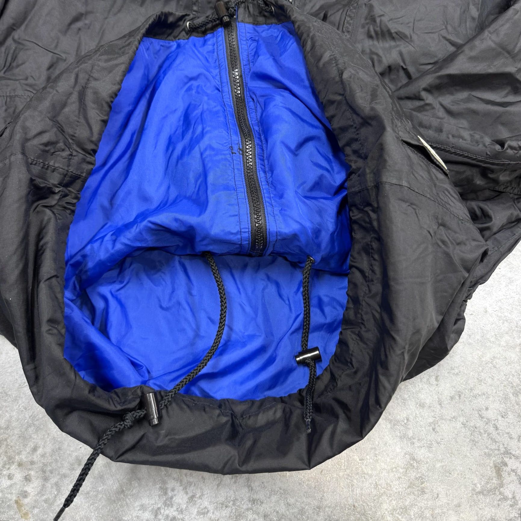 Helly Hansen Helly Hansen Jacket Mens Small Black HH Packable Hooded Rain Windbreaker Nylon Size US S / EU 44-46 / 1 - 6 Thumbnail