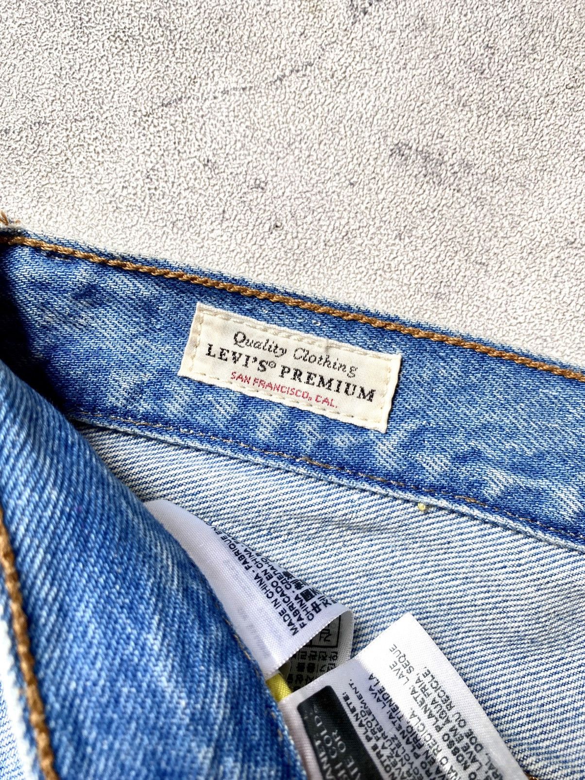 Levi's Levis 501 x Peanuts Snoopy Light Blue Jeans Size 28" / US 6 / IT 42 - 17 Thumbnail
