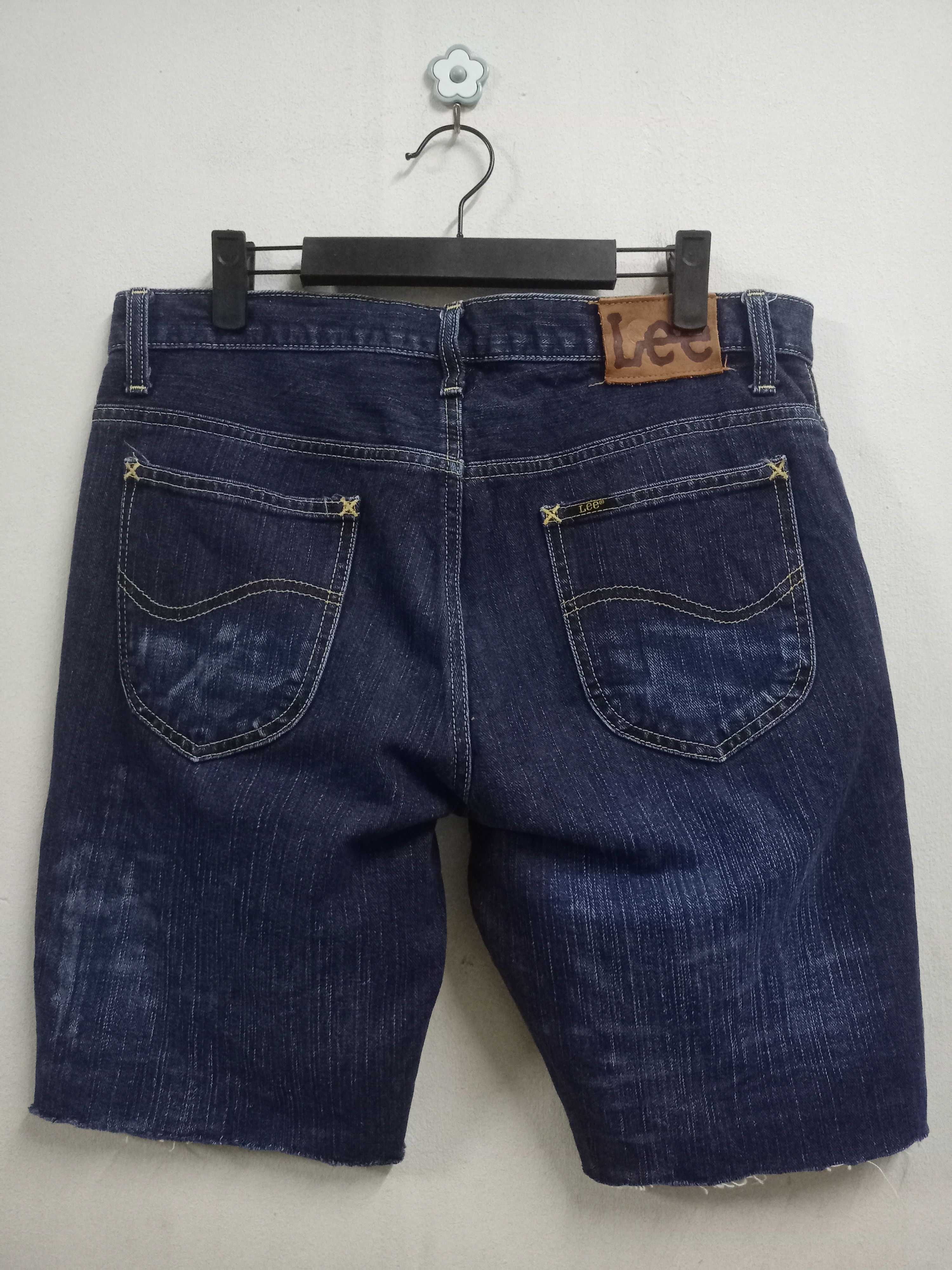 Lee Vintage Lee Riders Distressed Patched Baggy Jean Shorts Size US 33 - 2 Thumbnail