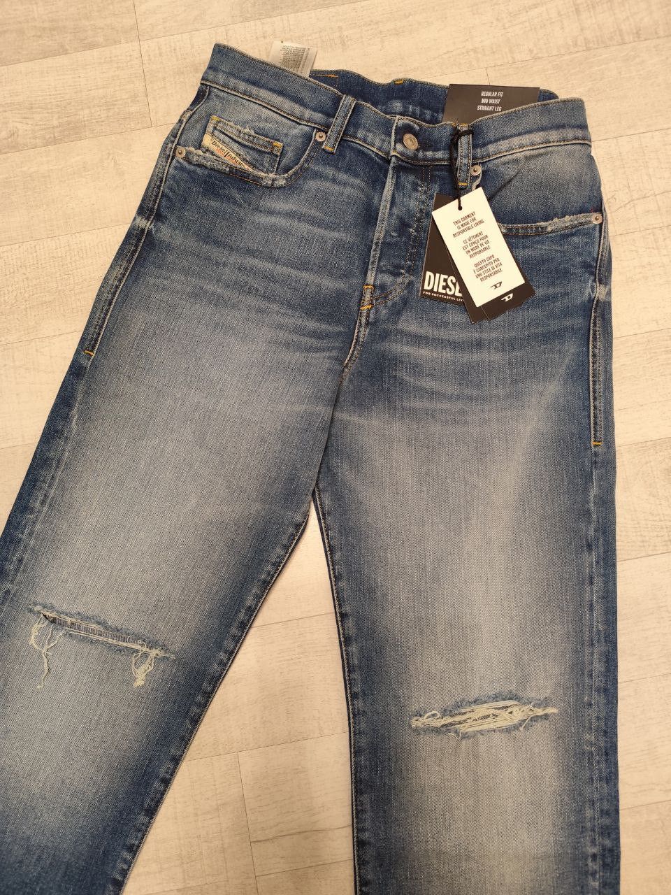 Diesel Diesel 2020 D-VICER-R A12236R9C87 SIZE EU W29/L32 Size US 29 - 2 Thumbnail