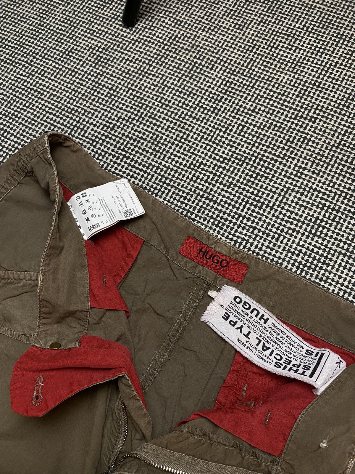 Hugo Boss × Vintage Hugo boss vintage rare cargo shorts y2k Size US 31 - 7 Thumbnail