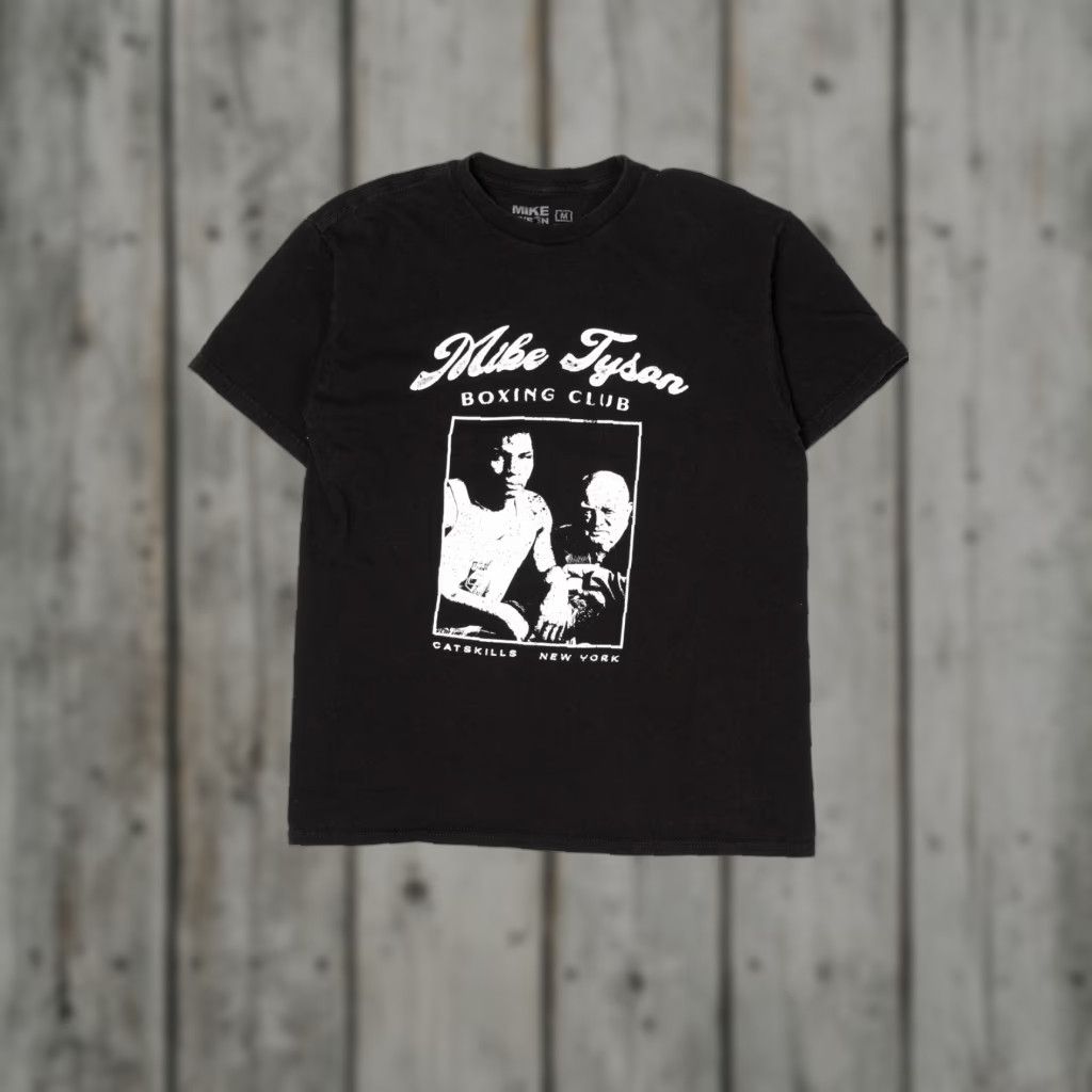 Vintage VINTAGE Mike Tyson Boxing Club T-Shirt Unisex Adults Medium Black Short Sleeve 2010s Mens Womens Size US M / EU 48-50 / 2 - 1 Thumbnail