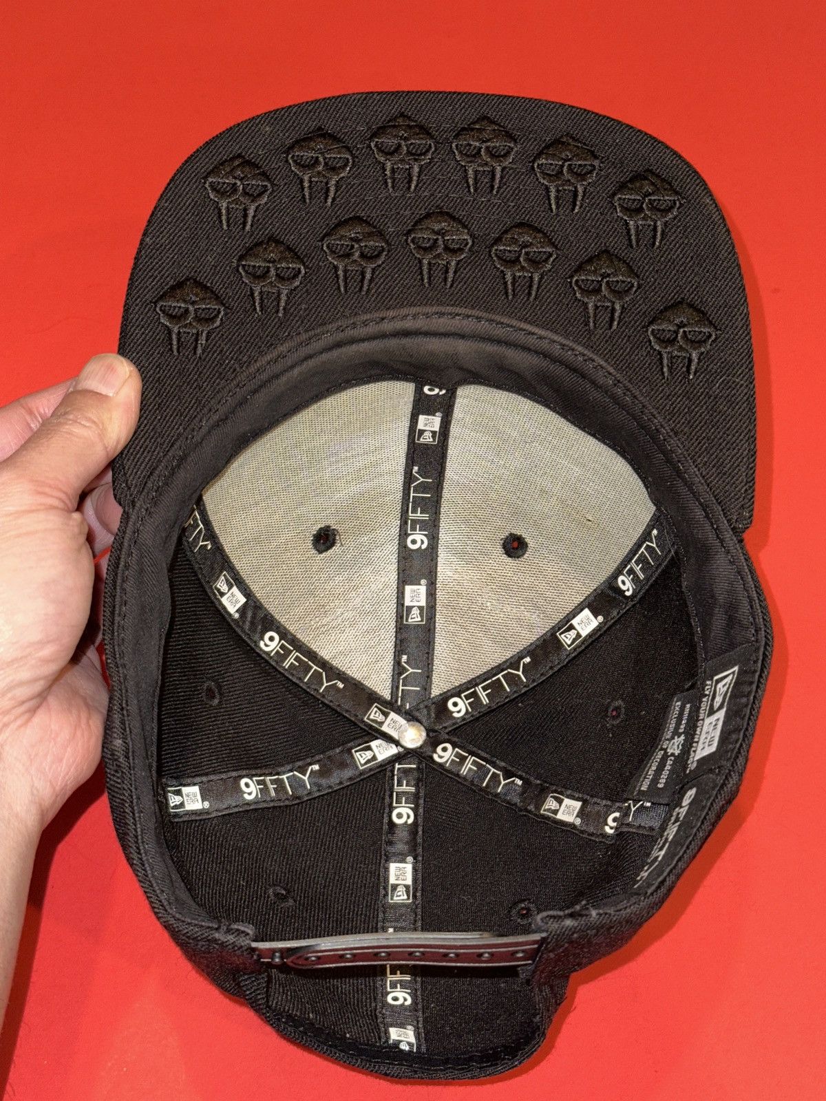 New Era MF DOOM x NEW ERA Limited Edition 9Fifty Snapback OSFA RARE Size ONE SIZE - 7 Thumbnail
