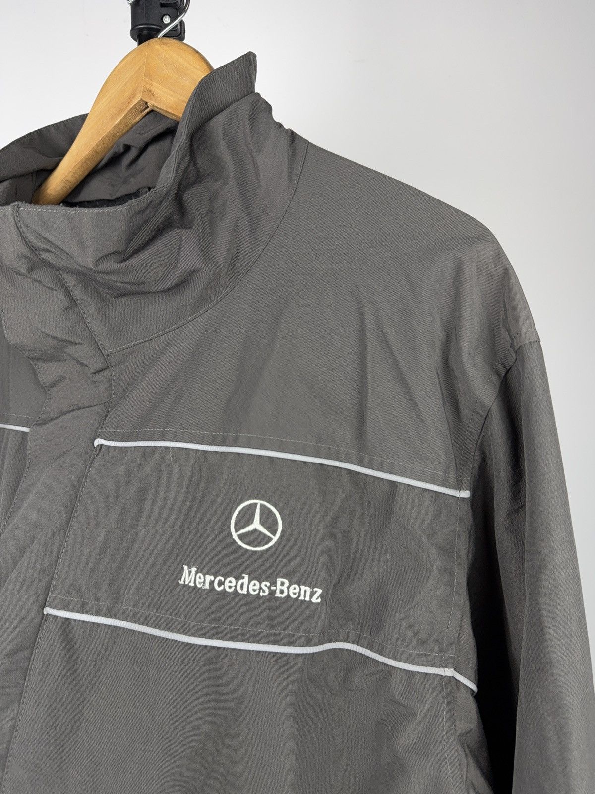 Mercedes-Benz 00s Racing Mercedes Benz Jacket Grey L Y2K Windbreaker Tech Size US L / EU 52-54 / 3 - 3 Thumbnail