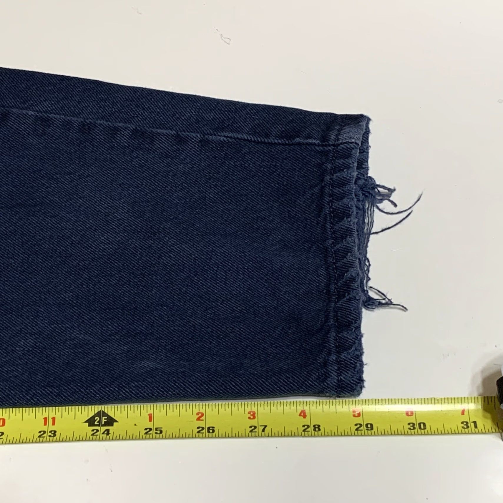 Guess VINTAGE GUESS Jeans USA Georges Marciano High Waisted Tapered Leg Style #10075 26x29 Blue Jeans Mens 80s 90s Capable? Size US 26 / EU 42 - 7 Thumbnail