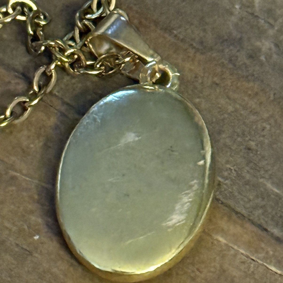 Other Gold tone Virgin Mary medallion pendant necklace Size ONE SIZE - 2 Thumbnail
