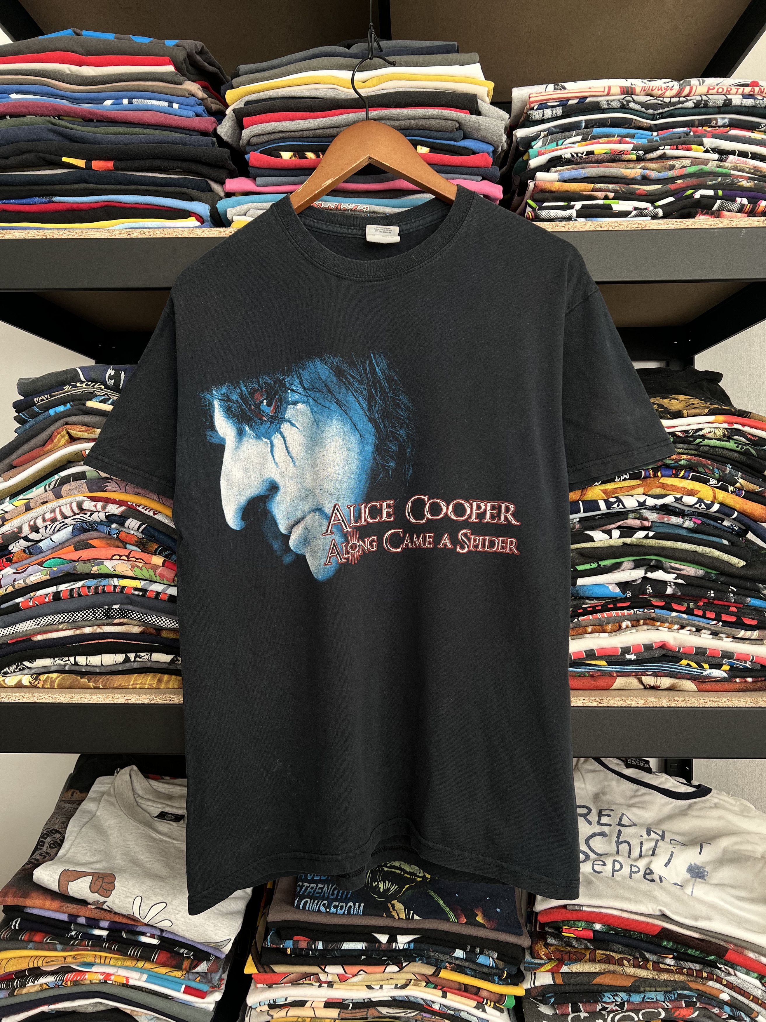 Band Tees Vintage 2000s Alice Cooper Along Came A Spider Tour T-shirt Size US M / EU 48-50 / 2 - 1 Thumbnail