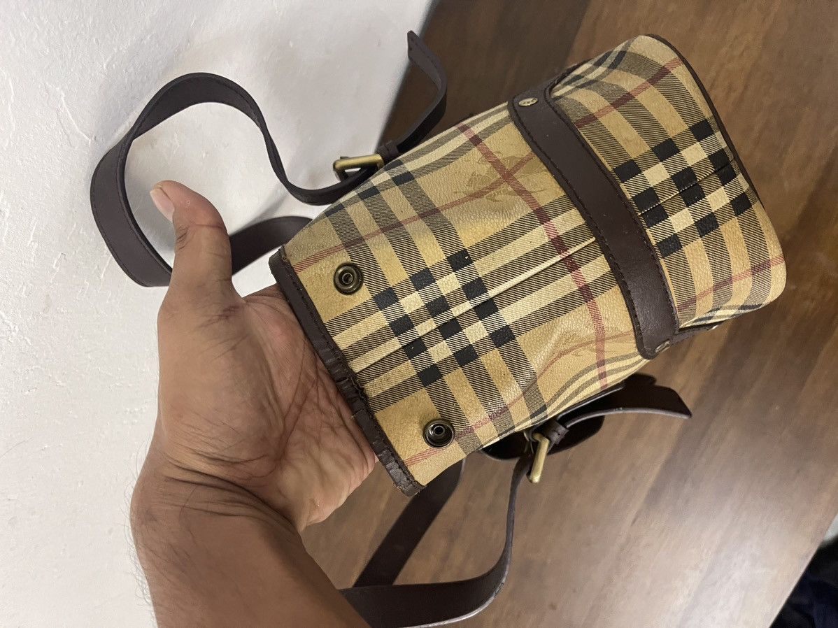 Burberry × Vintage Burberry haymarket nova check shoulder bag (see photo) Size ONE SIZE - 14 Thumbnail
