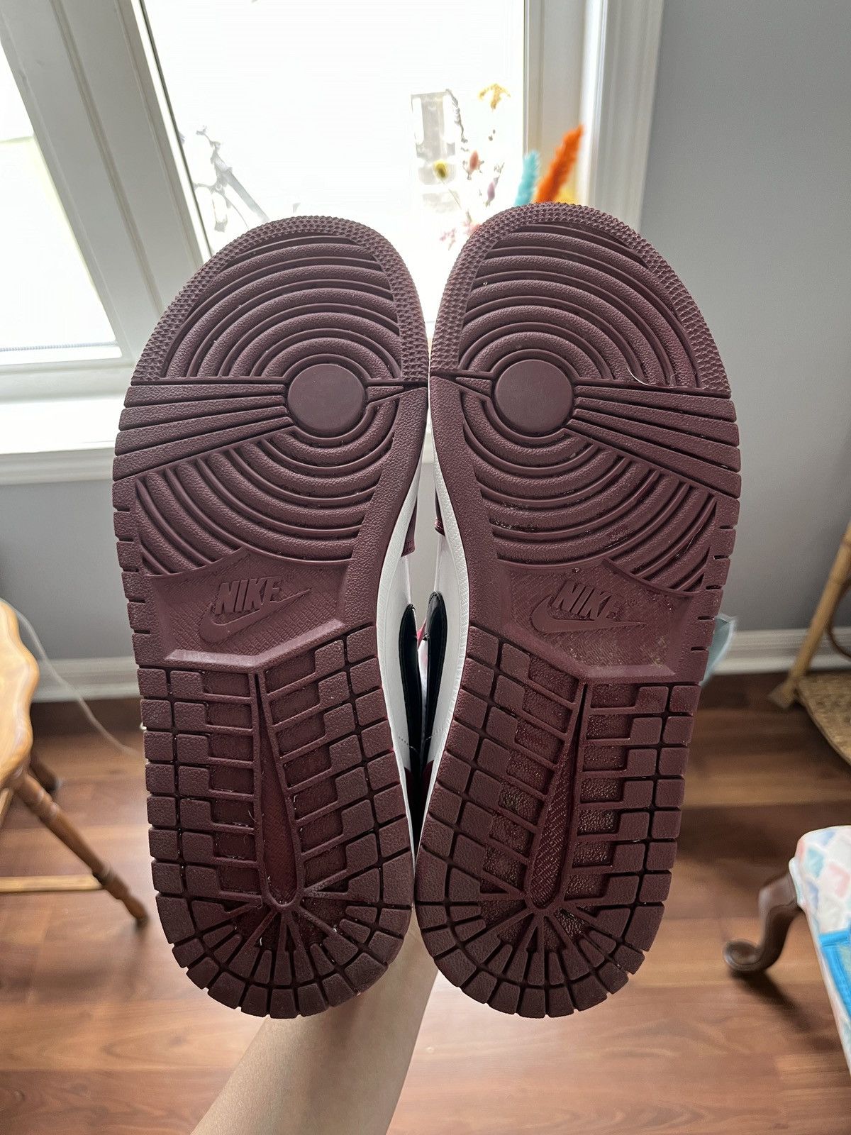 Jordan Brand × Nike Air Jordan 1 Low Size US 8 / EU 41 - 6 Thumbnail