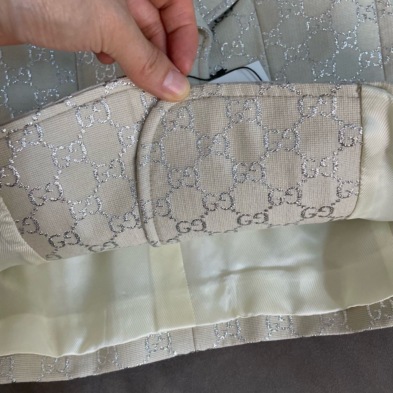 Gucci Gucci Size 36 Gold and silver silk full-printed suit jacket Size US XXS / EU 40 - 3 Thumbnail