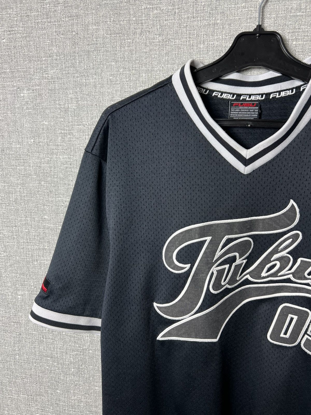 Fubu Vintage FUBU 05 Baseball Jersey T-Shirt Big Logo Size M Size US M / EU 48-50 / 2 - 3 Thumbnail