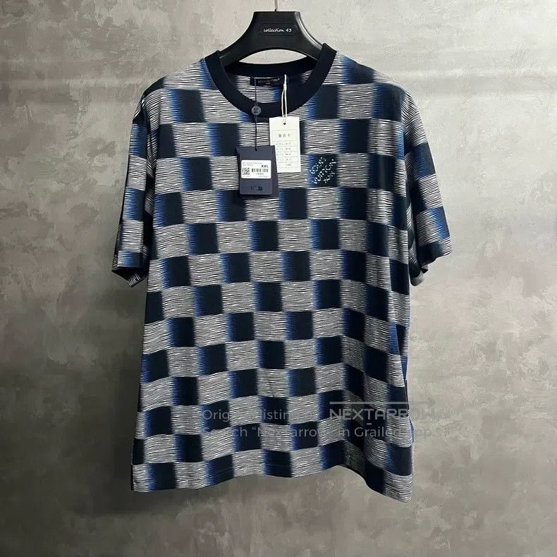 Louis Vuitton Louis Vuitton 24 Grey Plaid Printed Crew Neck Short Sleeve Size US XXL / EU 58 / 5 - 1 Thumbnail