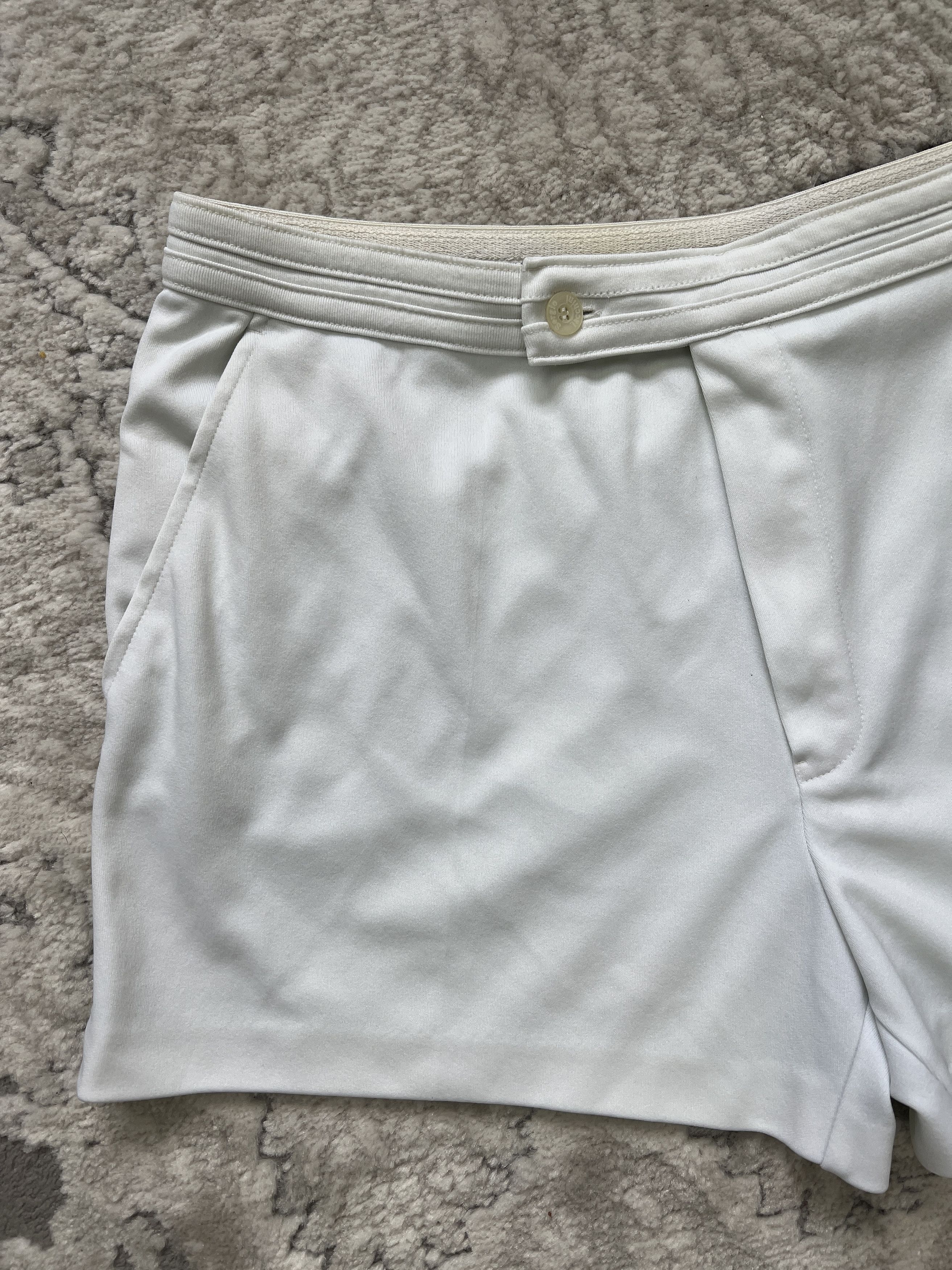 Sergio Tacchini Vintage Sergio Tacchini Tennis Shorts Made in Italy L Size US 34 / EU 50 - 2 Thumbnail