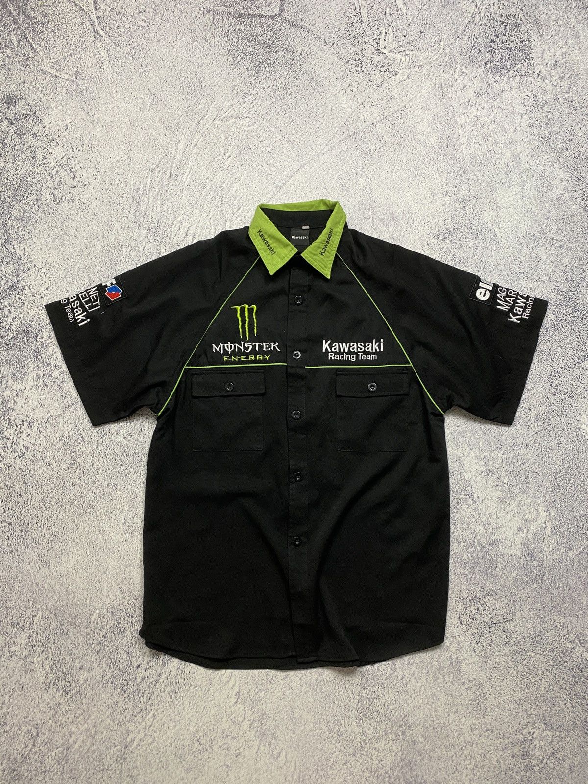 Vintage Vintage Kawasaki Monster Energy Racing Team Button Up Shirt Size US XL / EU 56 / 4 - 1 Thumbnail
