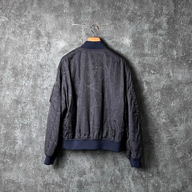 Versace Versace Dark pattern letter embroidered baseball collar ja Size US M / EU 48-50 / 2 - 2 Thumbnail