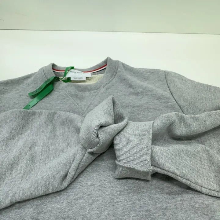 Thom Browne Thom Browne Gray Classic Striped Sweatshirt -2507 Size US M / EU 48-50 / 2 - 9 Thumbnail