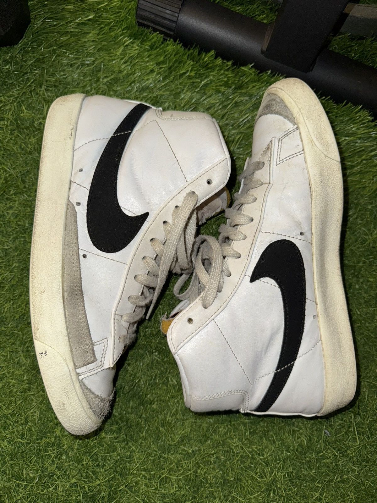 Nike Nike Blazer Mid 77 Sneakers Size US 7.5 / EU 40-41 - 3 Thumbnail