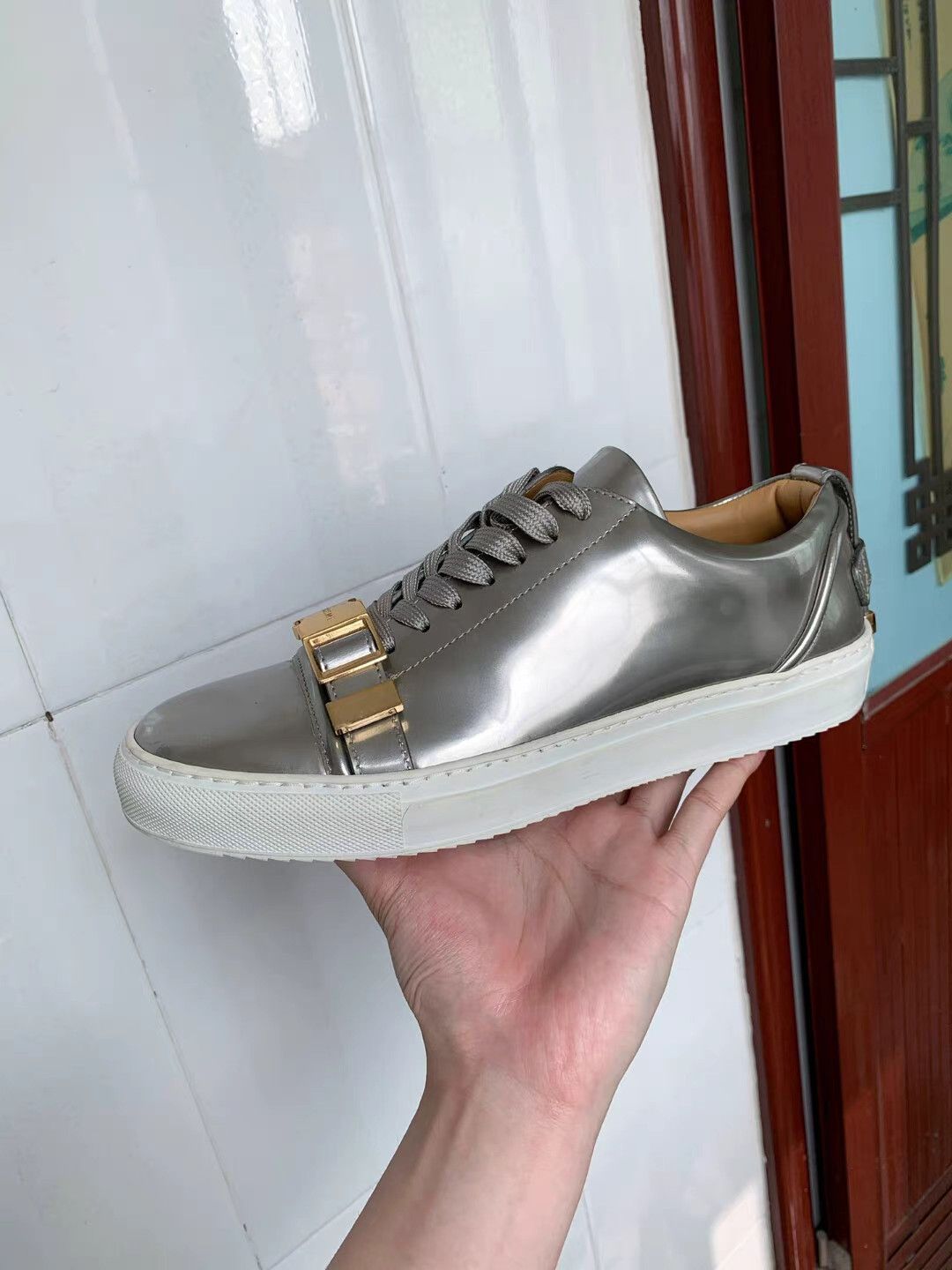 Buscemi Buscemi Gold & Silver Lock Sneakers Size US 9 / EU 42 - 1 Thumbnail