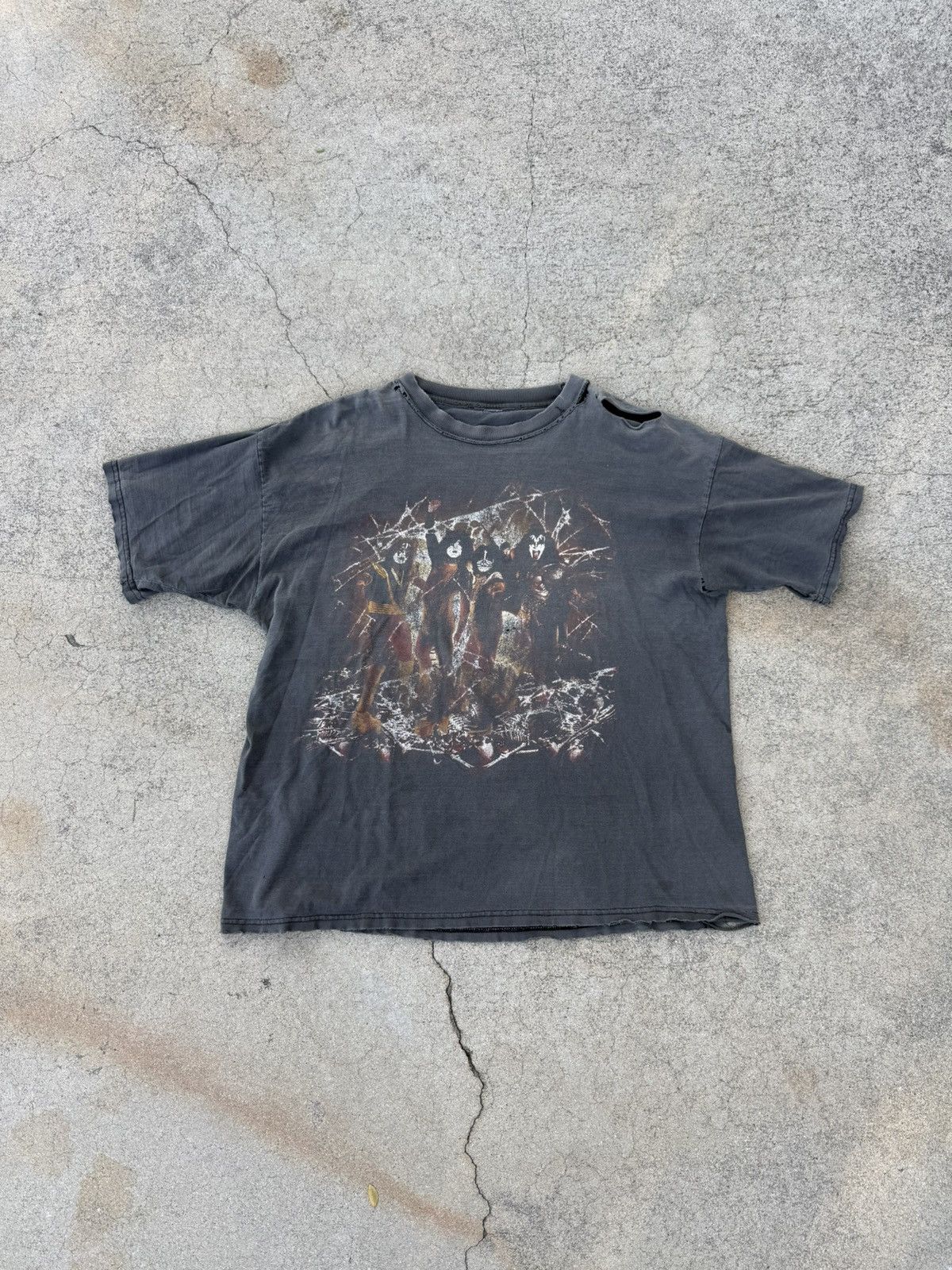 Vintage Vintage Kiss Tee Size US L / EU 52-54 / 3 - 1 Thumbnail