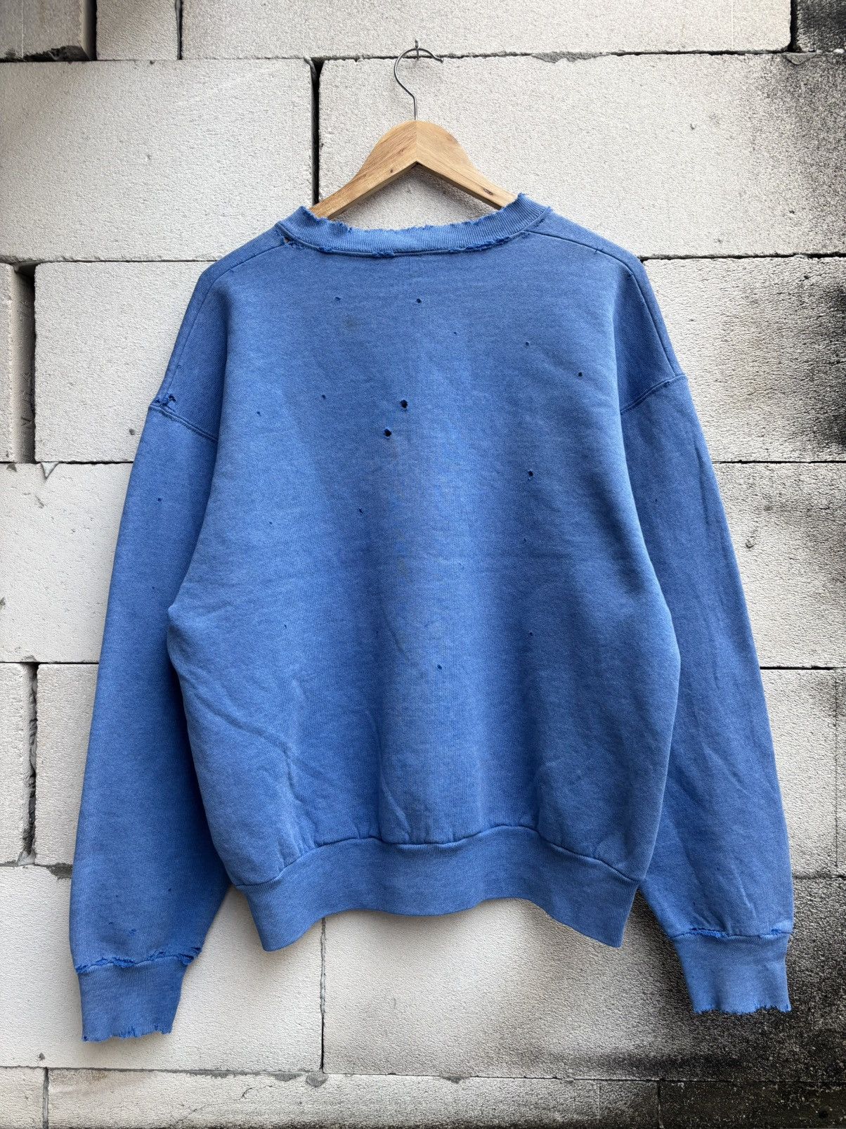 Vintage Thrashed Distressed Down Town Courtenay Sweatshirt Size US L / EU 52-54 / 3 - 7 Thumbnail